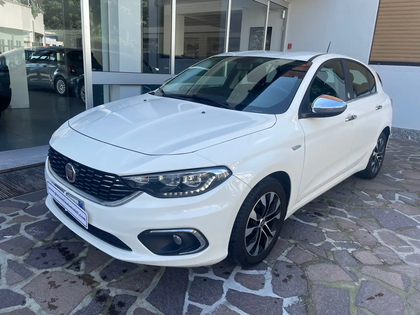 Fiat Tipo 5p 1.4 Mirror 95cv UNICO PROPRIETARIO OK NEOPATENT Bianco - 1
