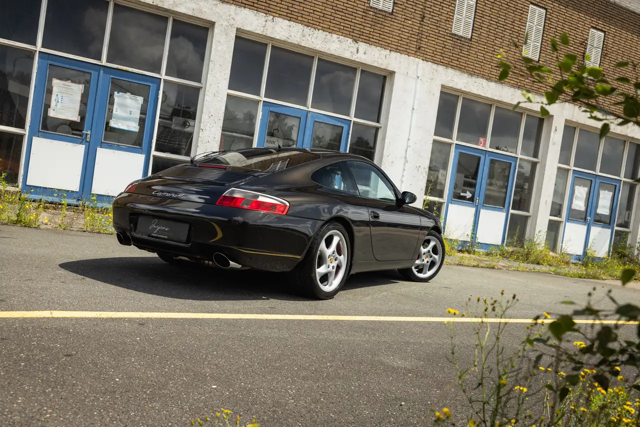 Porsche 911 3.4 Coupé Carrera 4 Manual (300pk) Xenon 18" 100%, foto 3