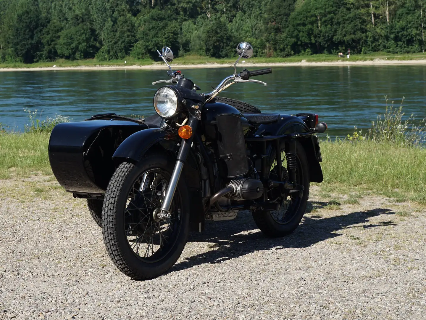 Ural IMZ 650 Černá - 1