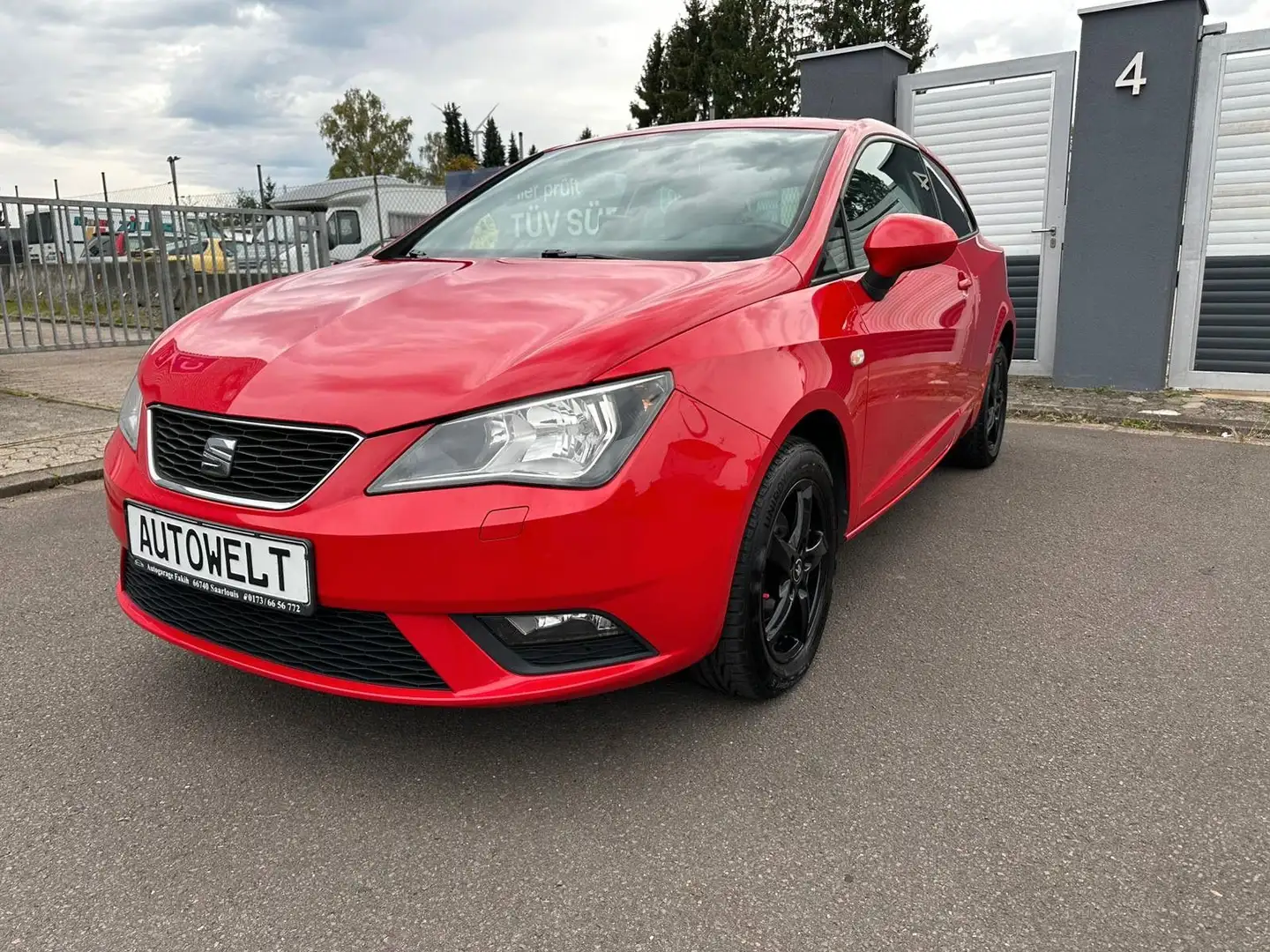SEAT Ibiza SC i-Tech 1.2 Teilleder Klimaautomatik Rot - 1