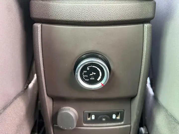 Renault Espace 1.6 DCI 160 INITIALE PARIS EDC / SIÈGES MASSANTS / CARPLAY / 7 PLACES — photo 16
