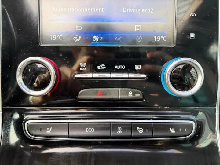 Renault Espace 1.6 DCI 160 INITIALE PARIS EDC / SIÈGES MASSANTS / CARPLAY / 7 PLACES — photo 21
