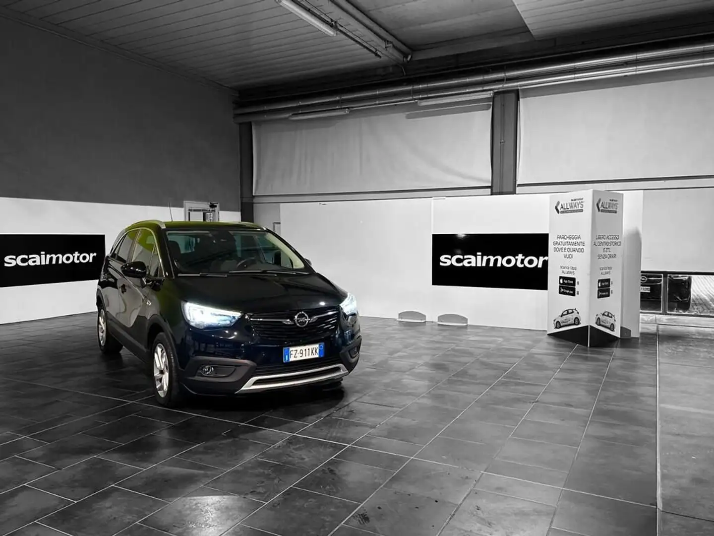 Opel Crossland X 1.2 Innovation 83cv my18.5 Zwart - 1