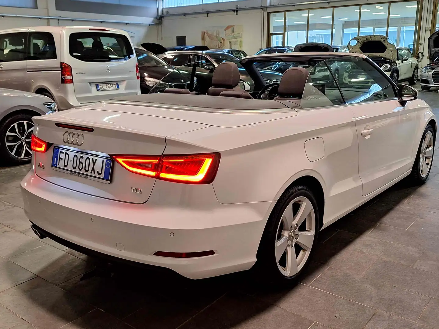 Audi A3 2.0 Tdi S-Tronic CABRIOLET 150Cv XENO+LED-GARANZIA Weiß - 1