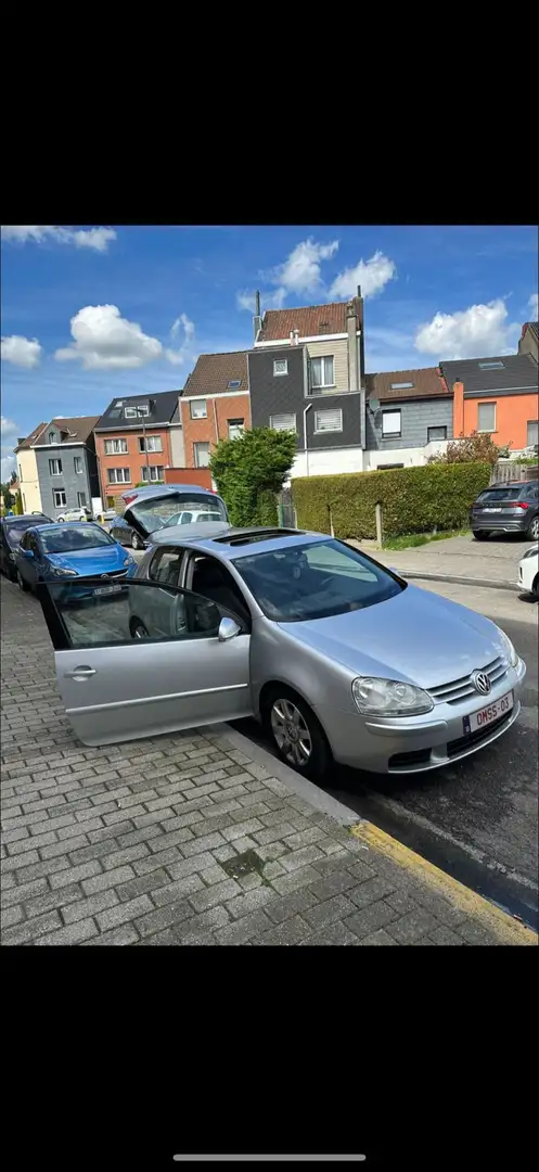 Volkswagen Golf 2.0i 16v FSI Sportline - 1