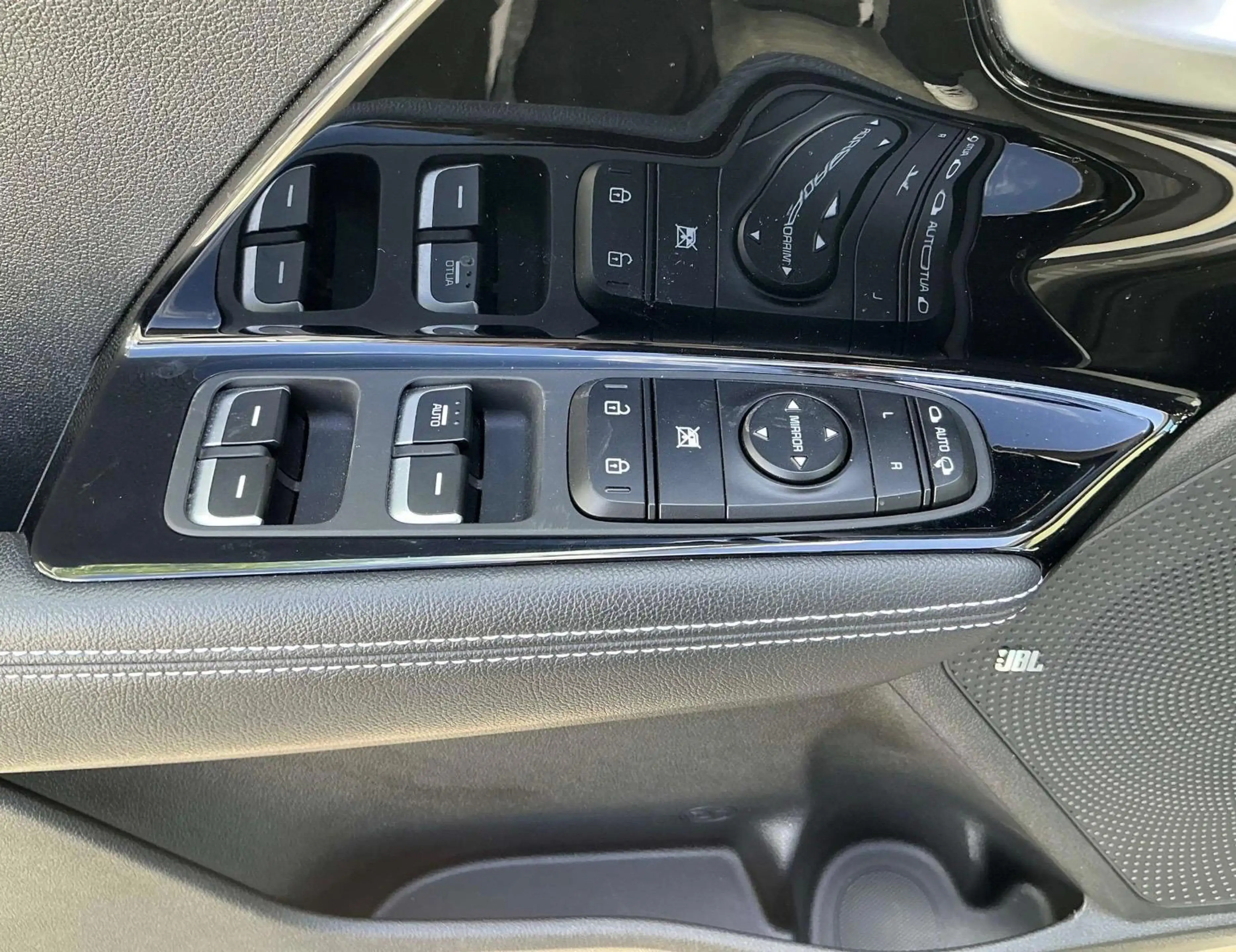 Kia e-Niro DynamicPlus 64 kWh JBL l ACC l CAMERA l SoH 99% — photo 5
