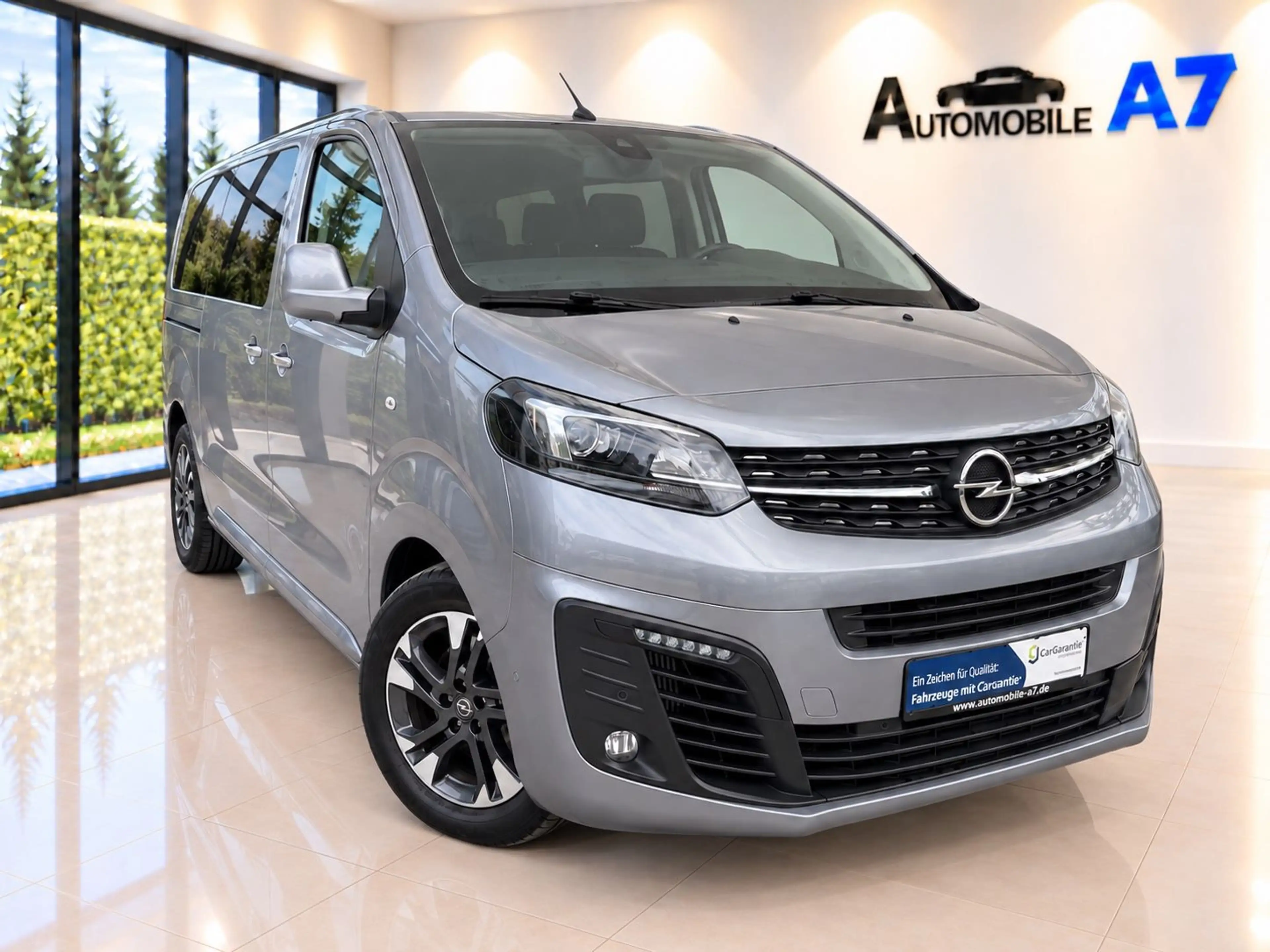Opel Zafira Life Tourer M *7-SITZER/LEDER/PANO/STHZ*