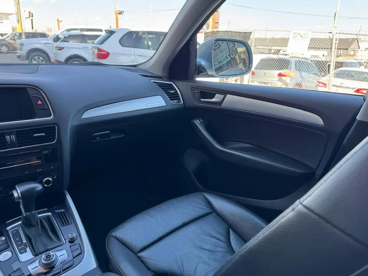 Audi Q5 снимка Audi Q5