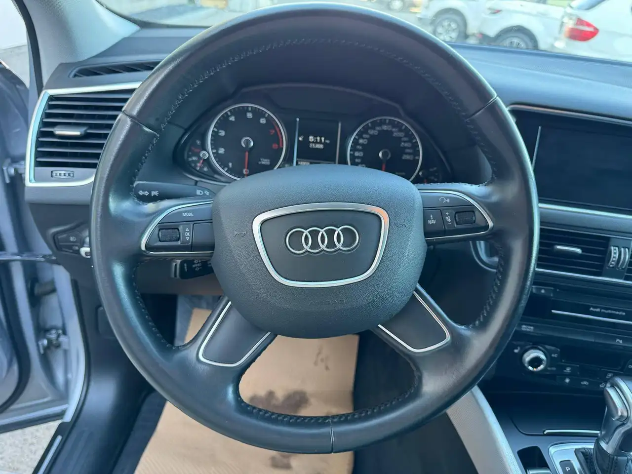 Audi Q5 снимка Audi Q5