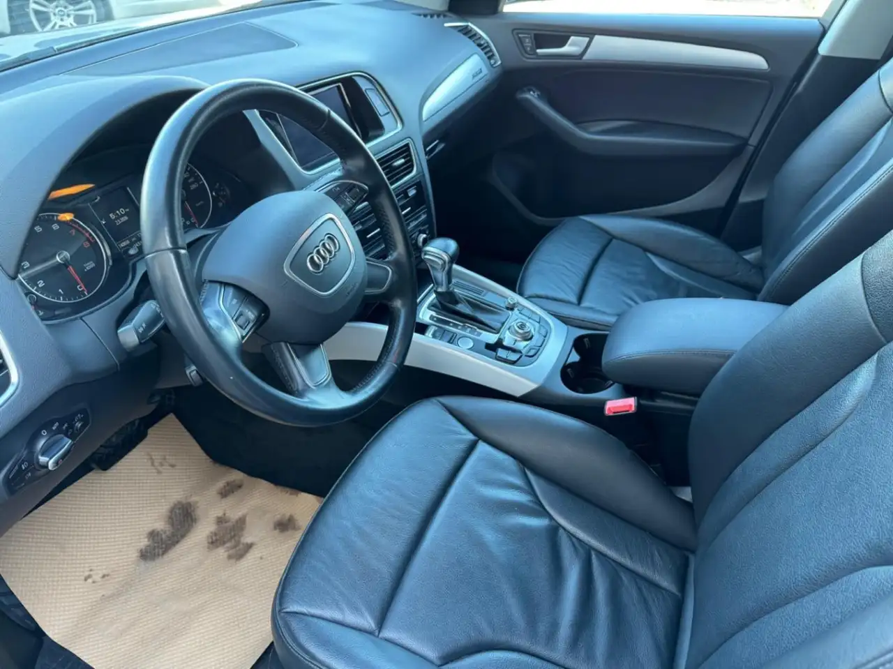 Audi Q5 снимка Audi Q5