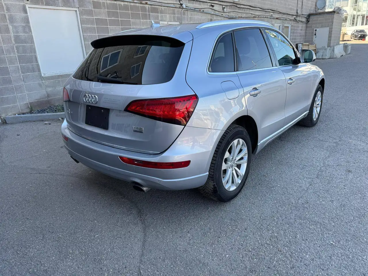 Audi Q5 снимка Audi Q5