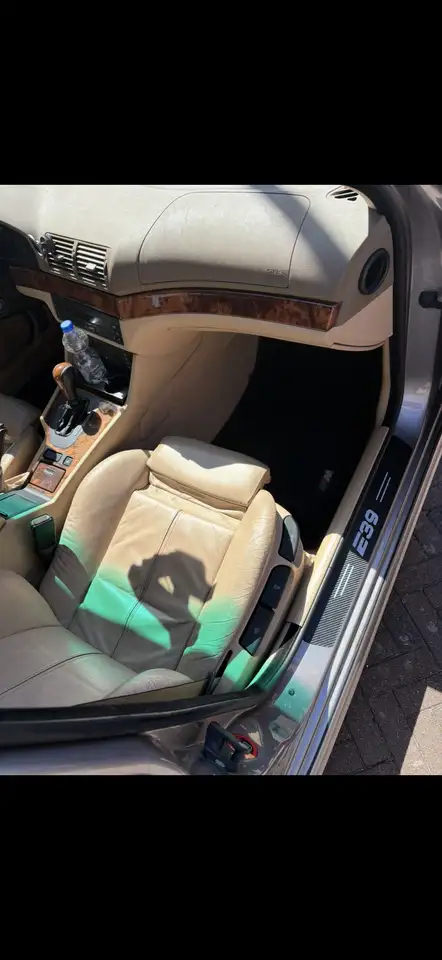 BMW 523i Executive, foto 6