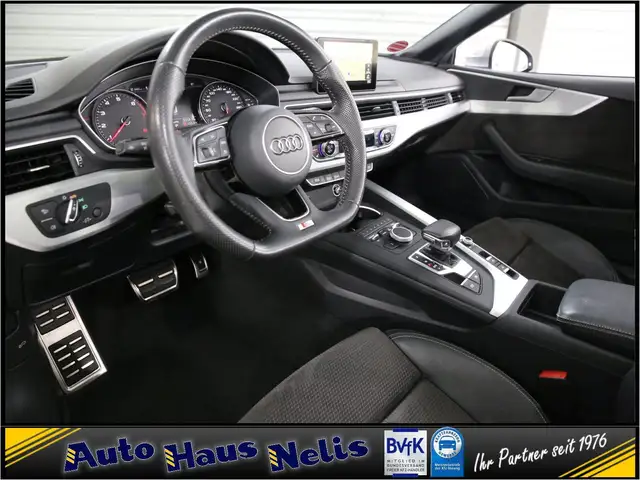 Audi A5 view 11