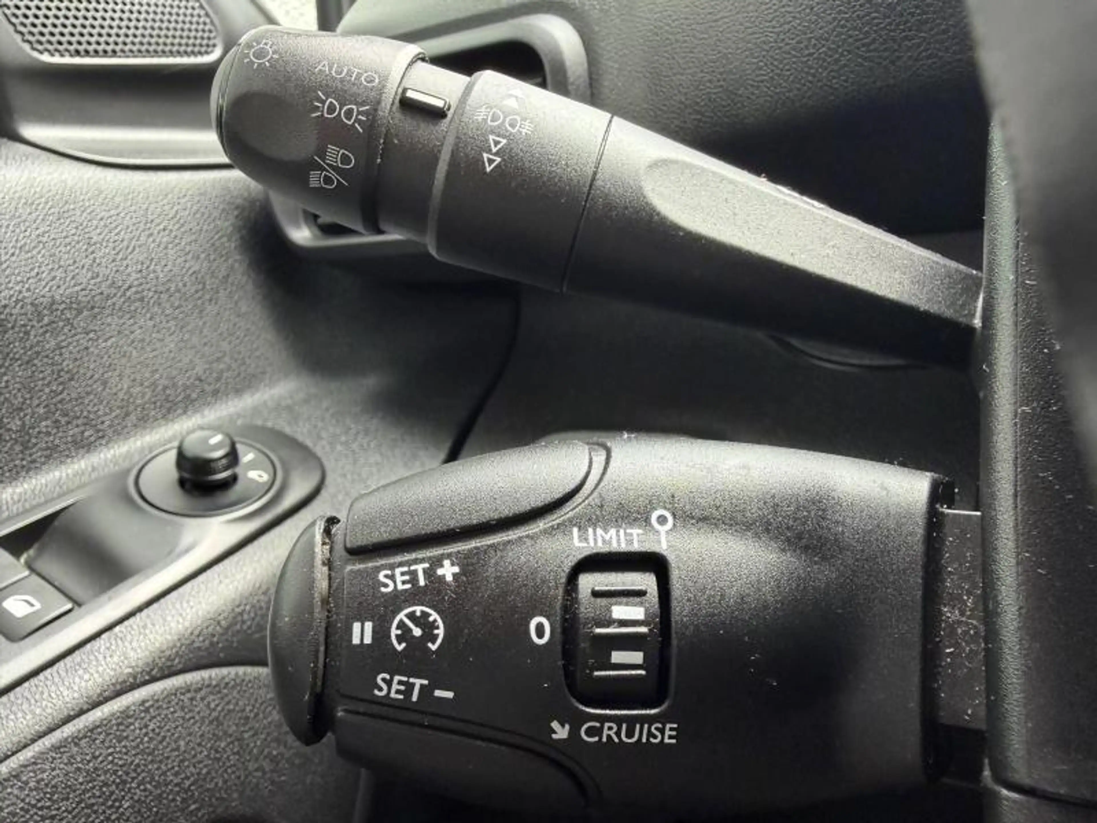 Peugeot Partner Comfort L1H1 — photo 15