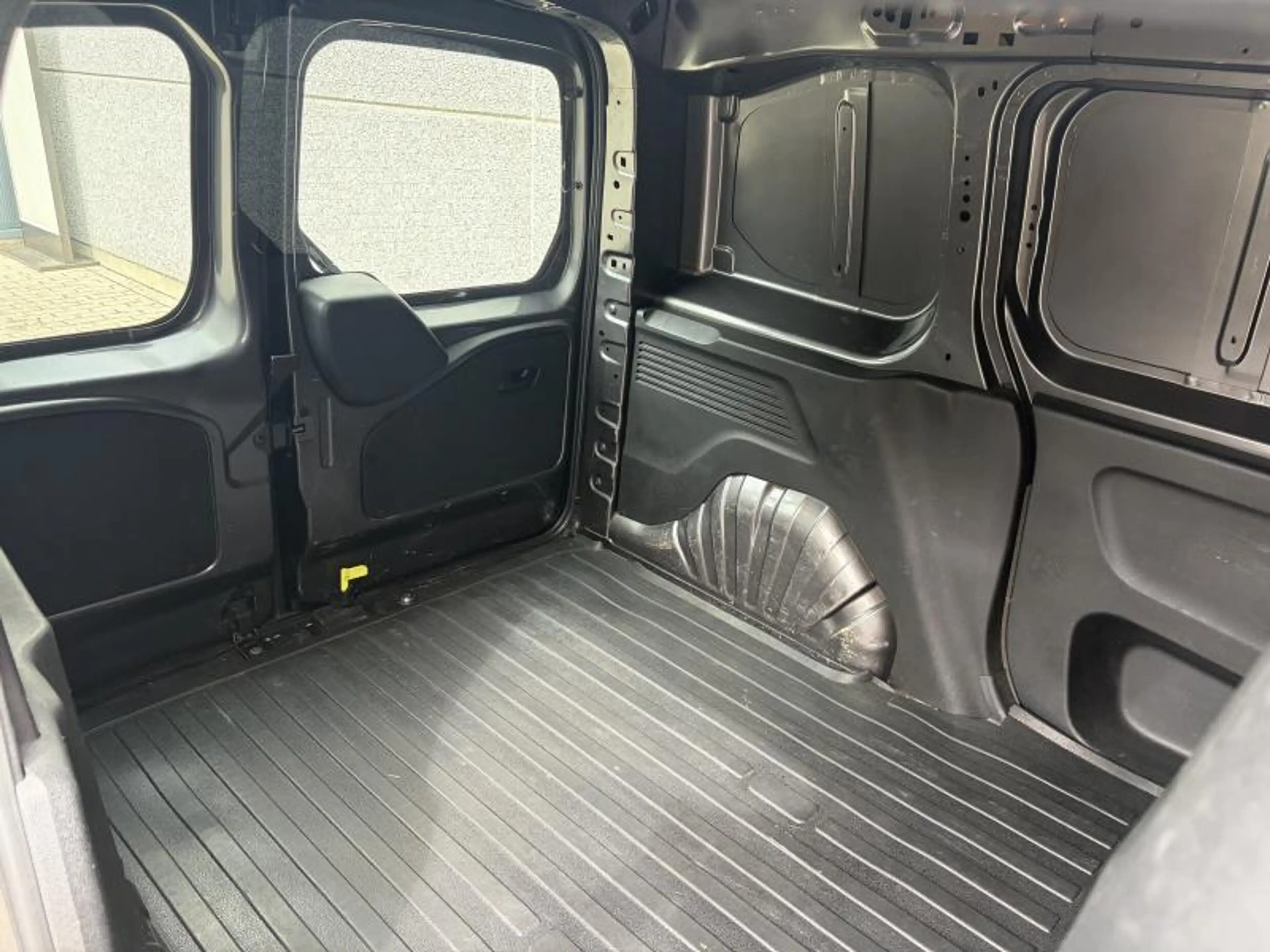 Peugeot Partner Comfort L1H1 — photo 10
