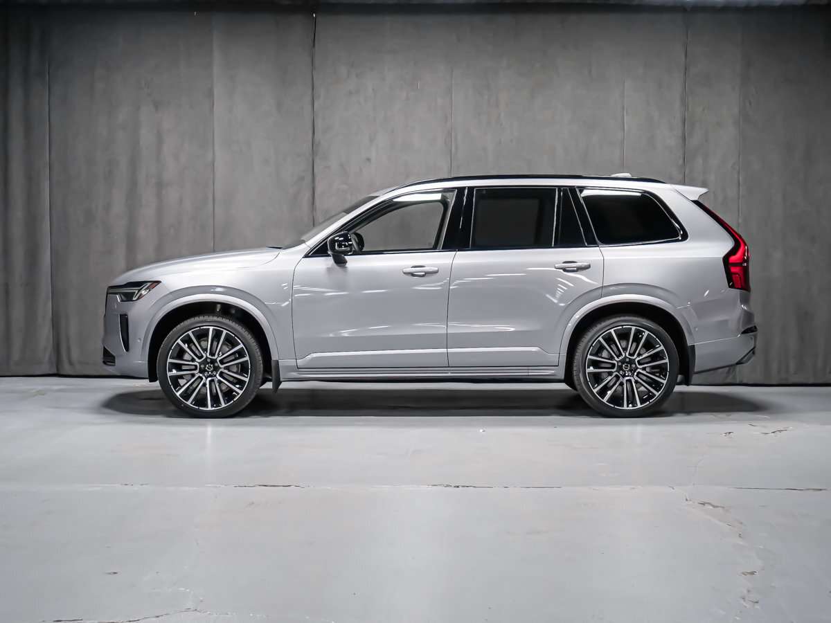 2026 Volvo XC90 Plus 7-Seater (Dark Theme) alt 4