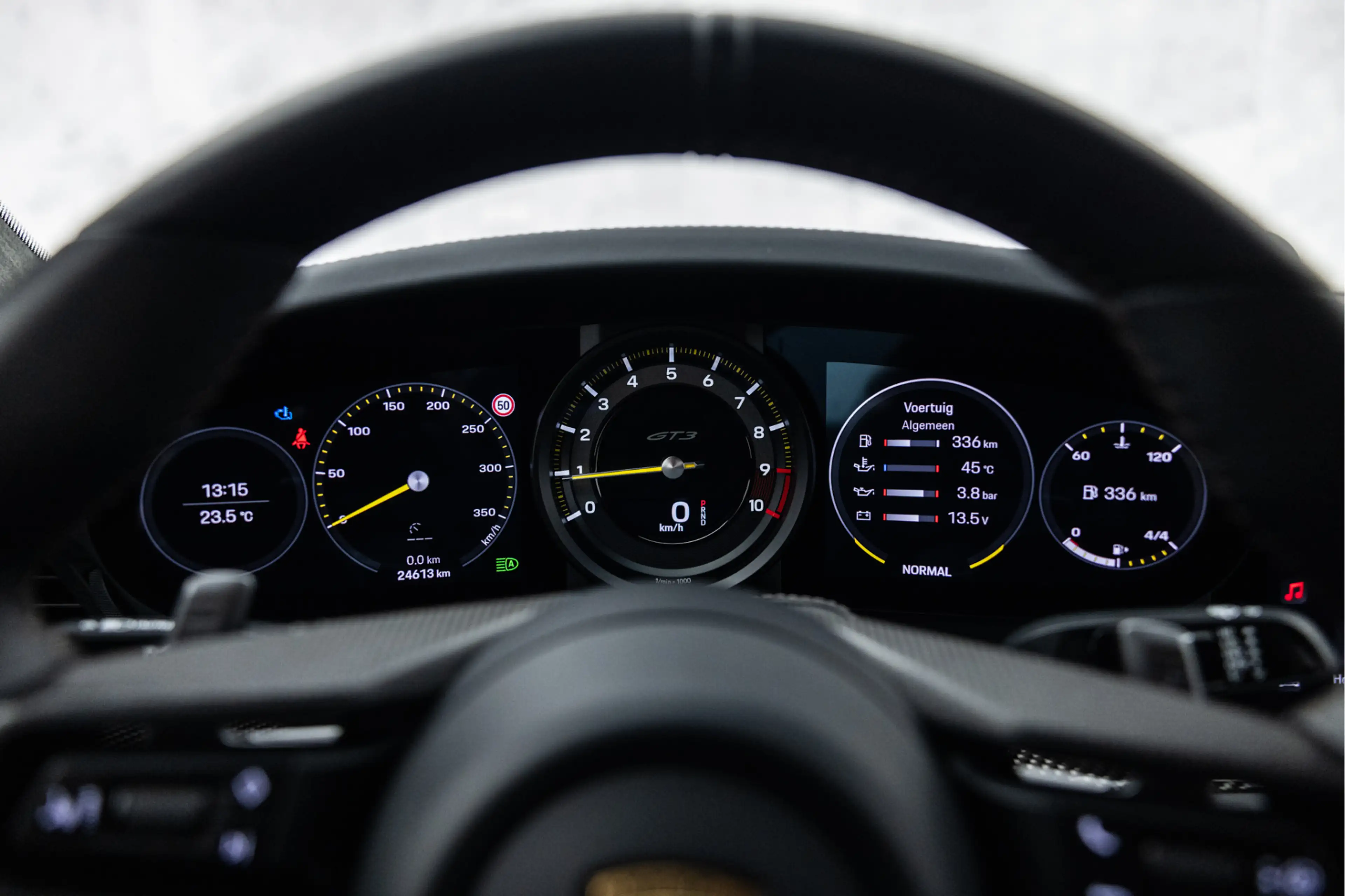 Porsche 992 992 4.0 GT3 | PTS | Clubsport | PCCB | Lift | Carb — photo 42
