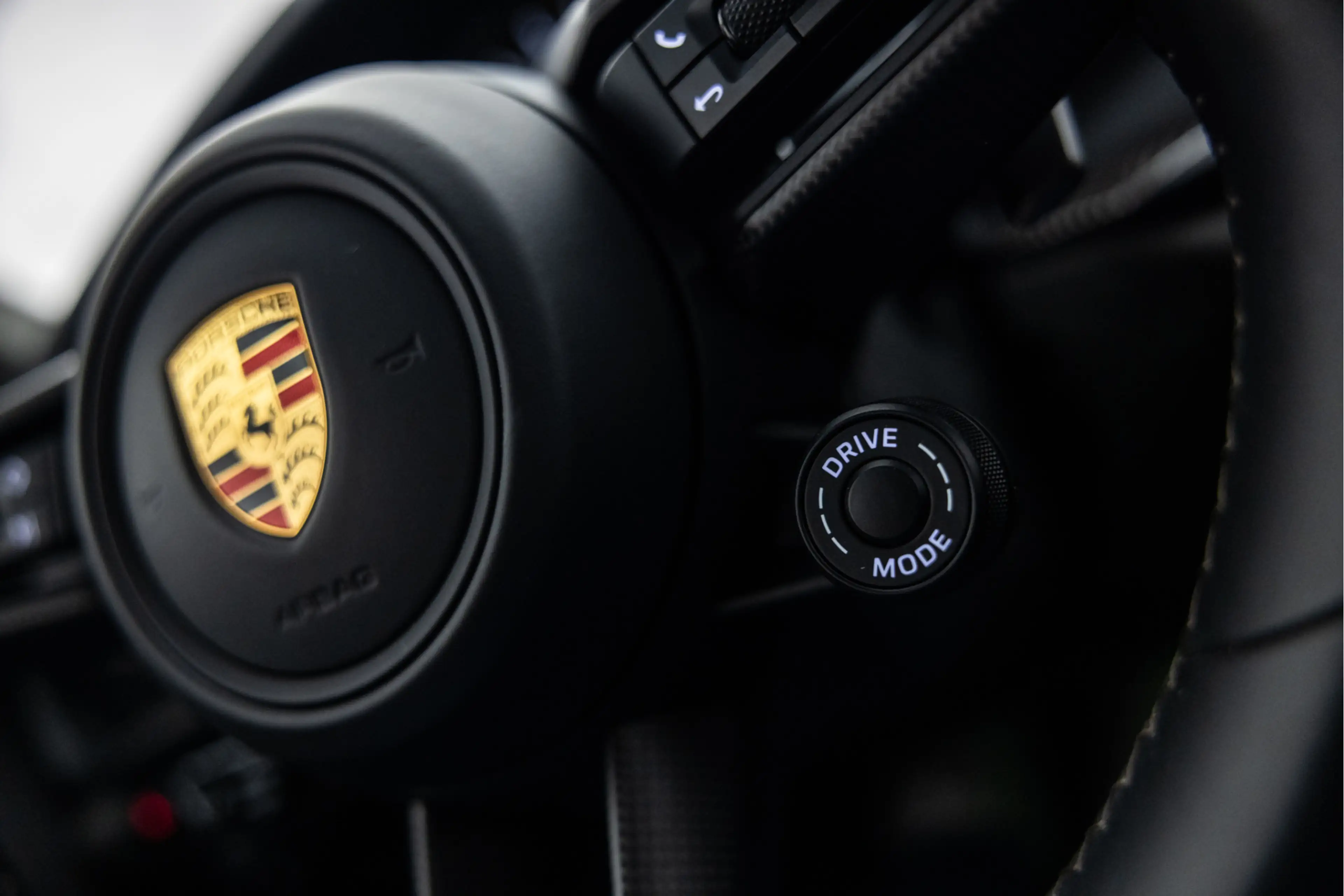 Porsche 992 992 4.0 GT3 | PTS | Clubsport | PCCB | Lift | Carb — photo 49