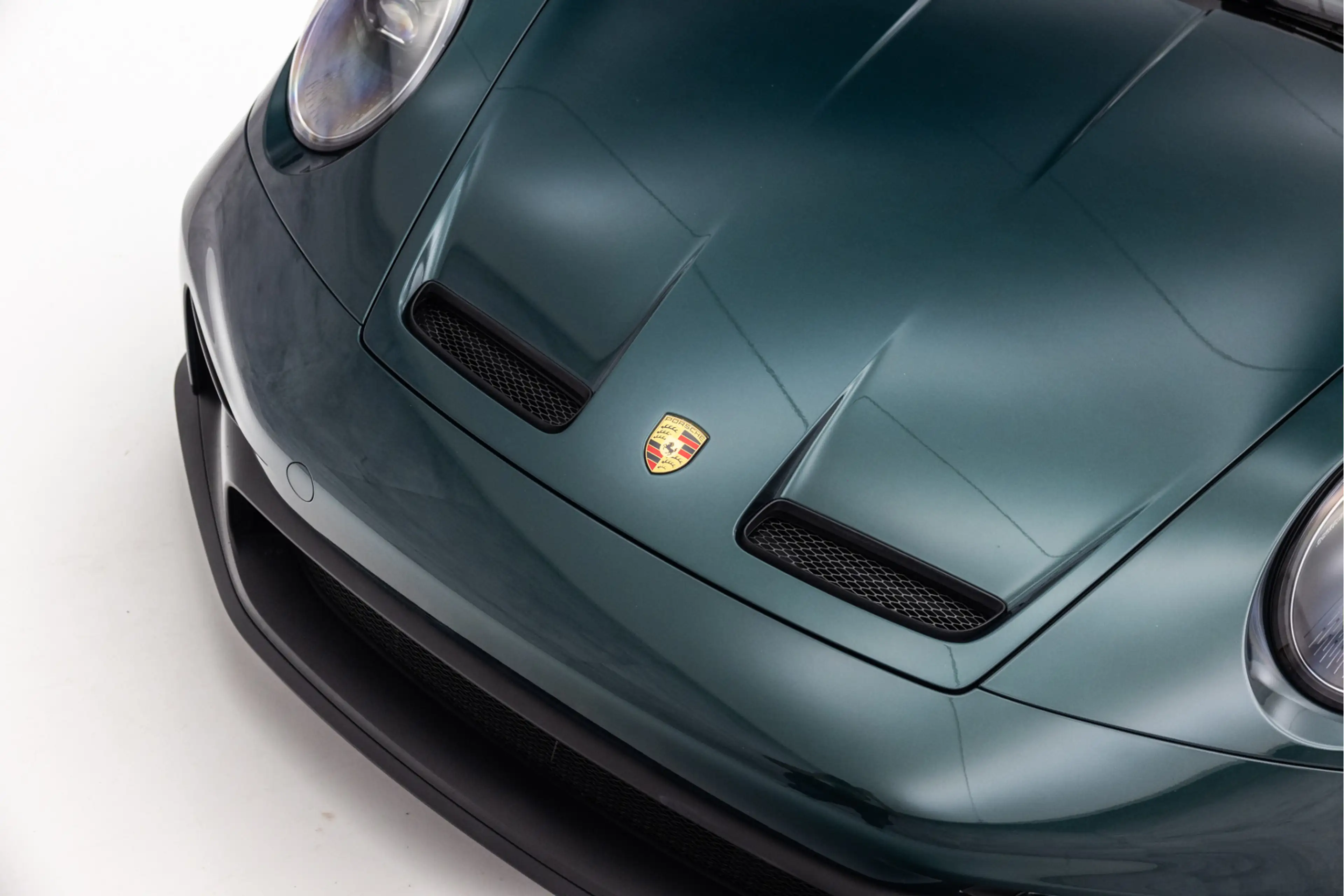 Porsche 992 992 4.0 GT3 | PTS | Clubsport | PCCB | Lift | Carb — photo 19