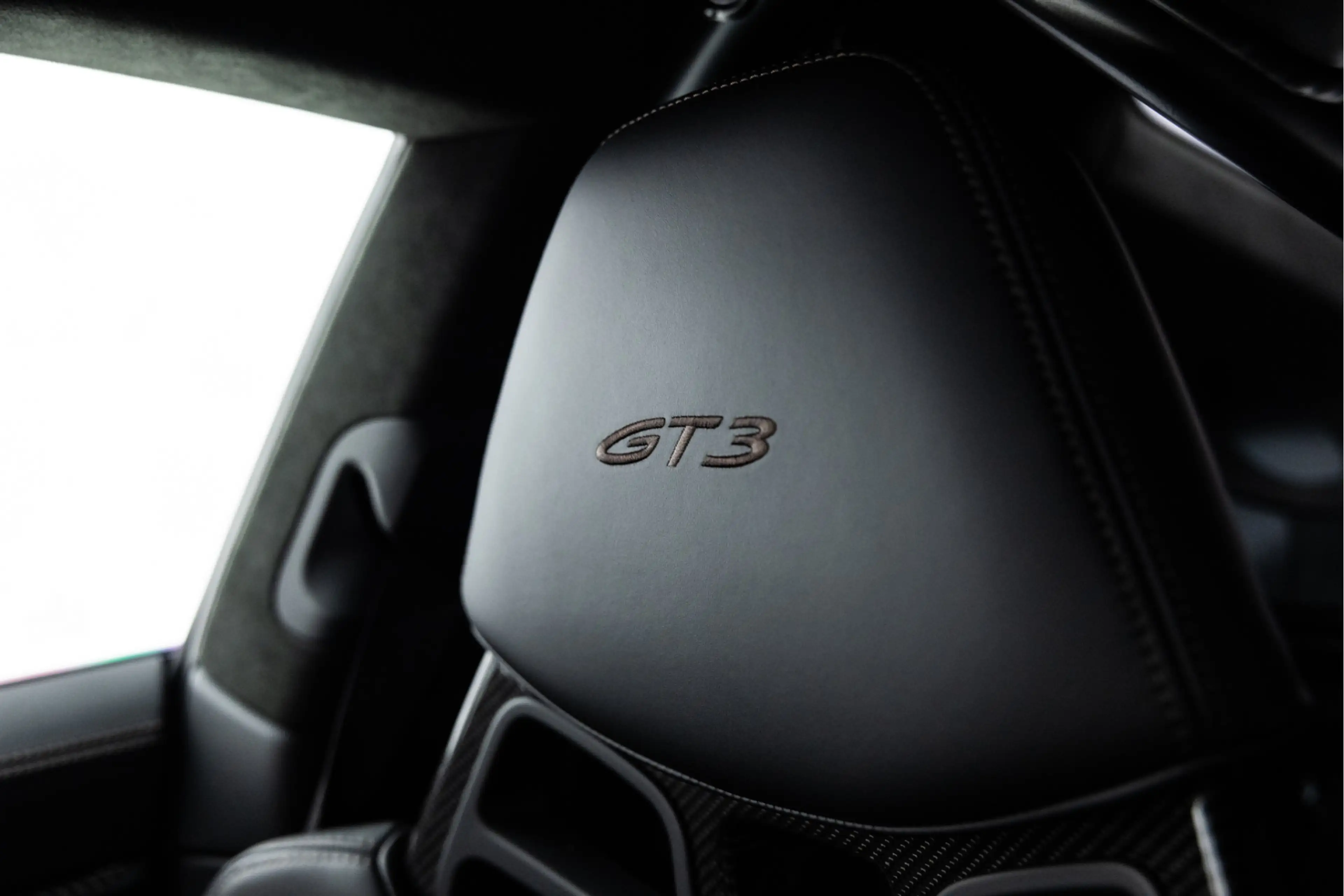 Porsche 992 992 4.0 GT3 | PTS | Clubsport | PCCB | Lift | Carb — photo 34