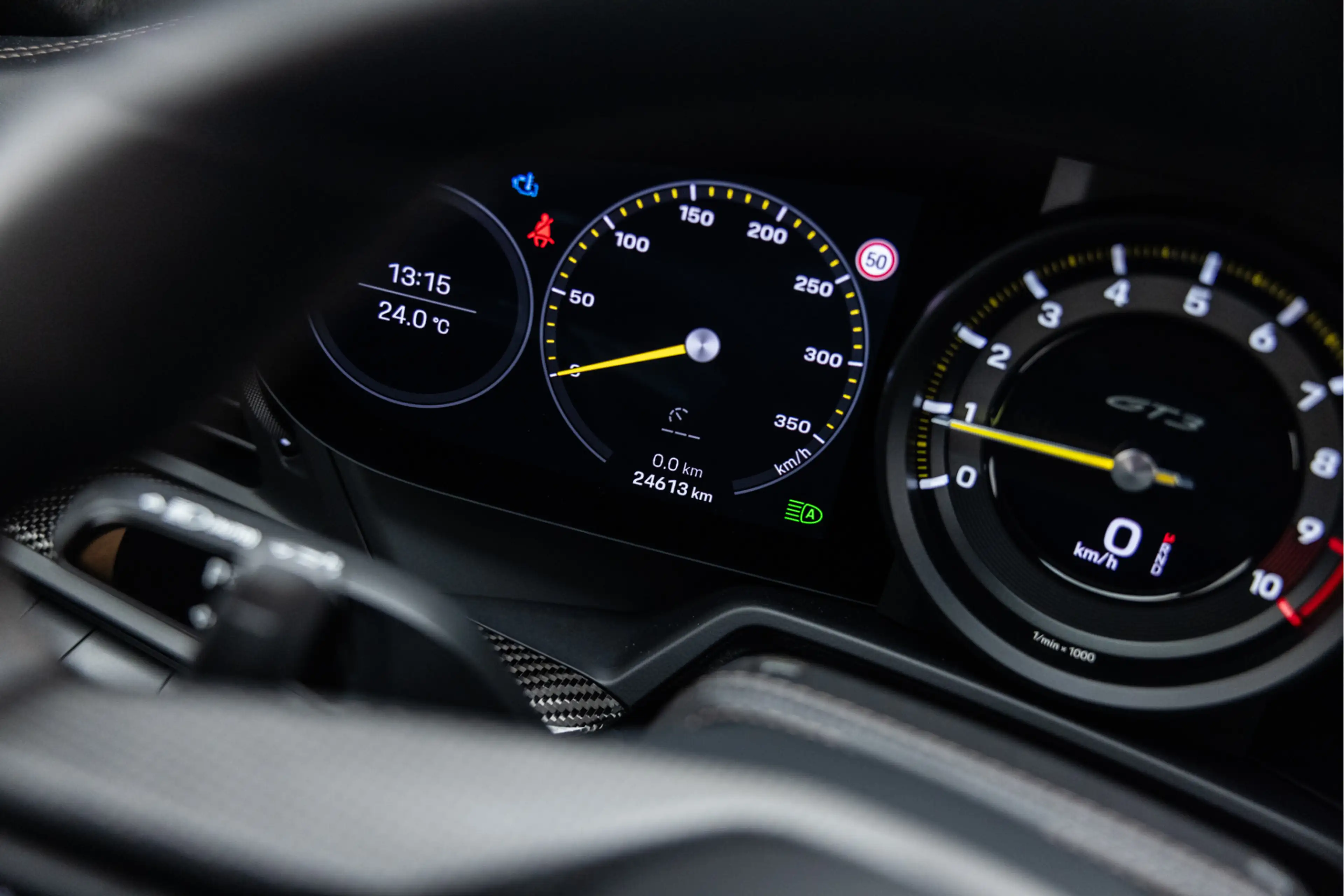 Porsche 992 992 4.0 GT3 | PTS | Clubsport | PCCB | Lift | Carb — photo 41