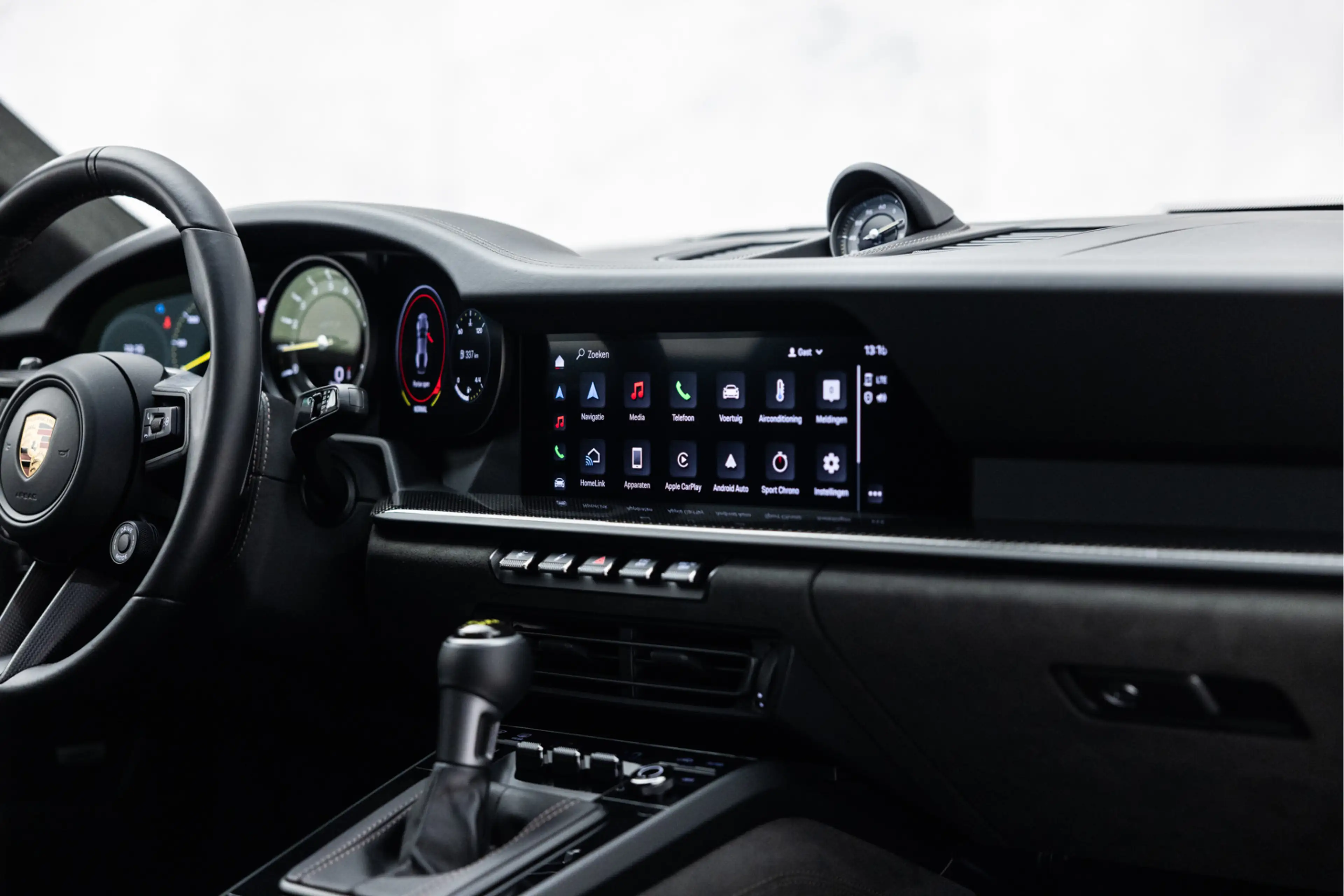 Porsche 992 992 4.0 GT3 | PTS | Clubsport | PCCB | Lift | Carb — photo 38