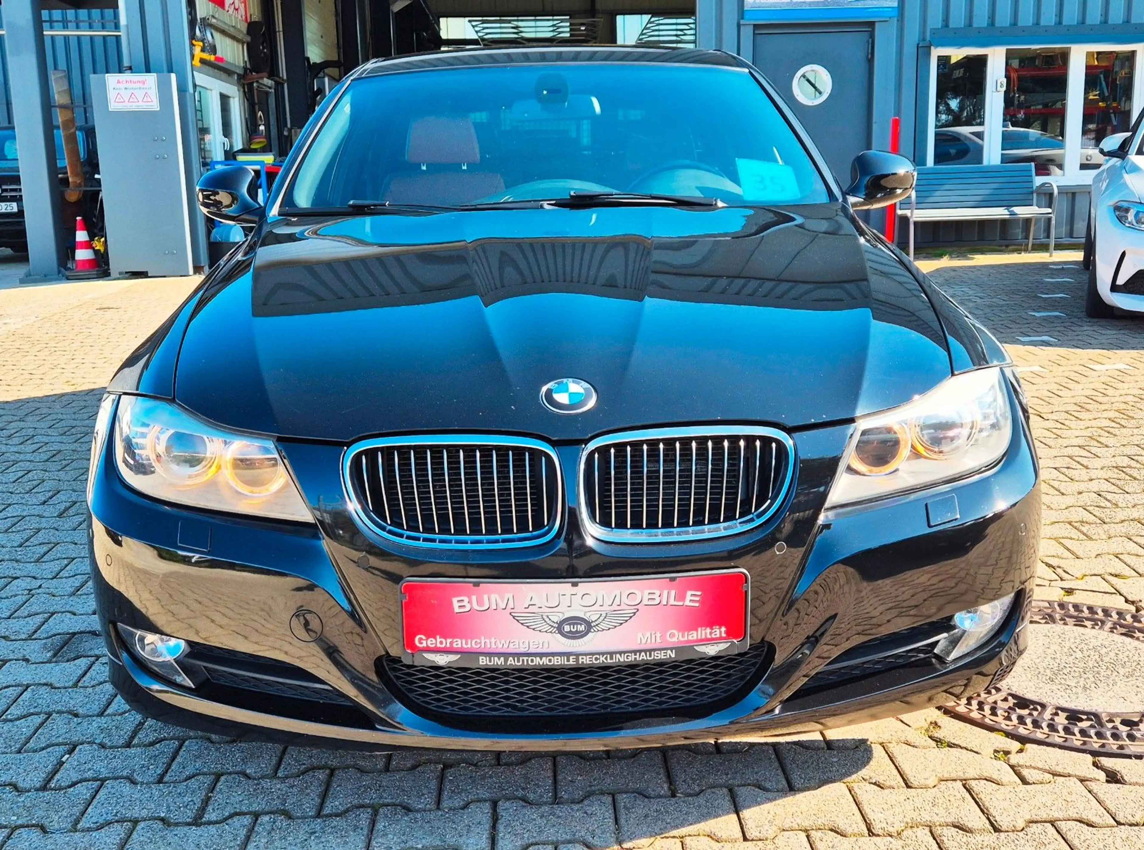 BMW 325 i xDrive Touring 6 ZYLINDER 218 PS — photo 8