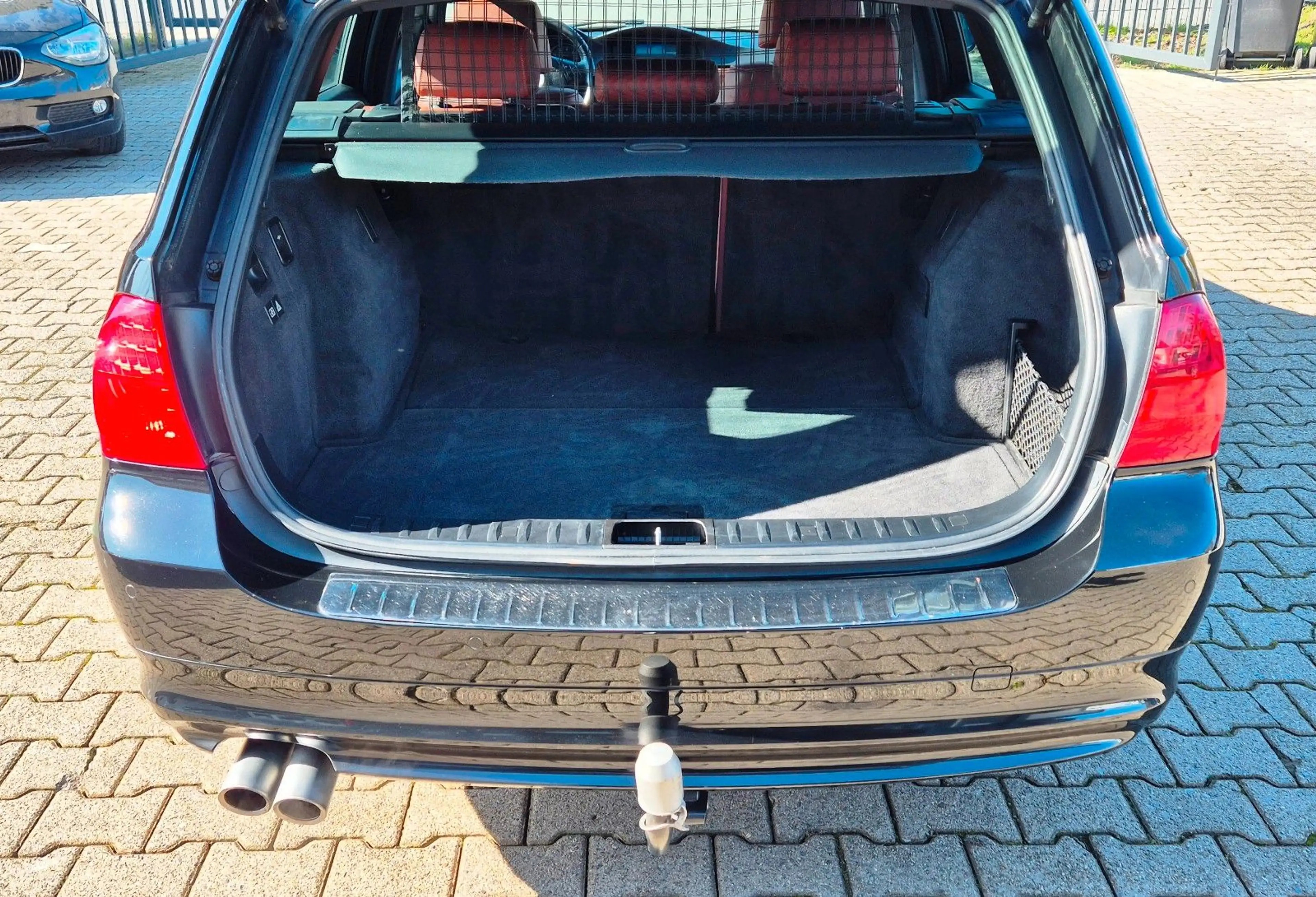BMW 325 i xDrive Touring 6 ZYLINDER 218 PS — photo 13
