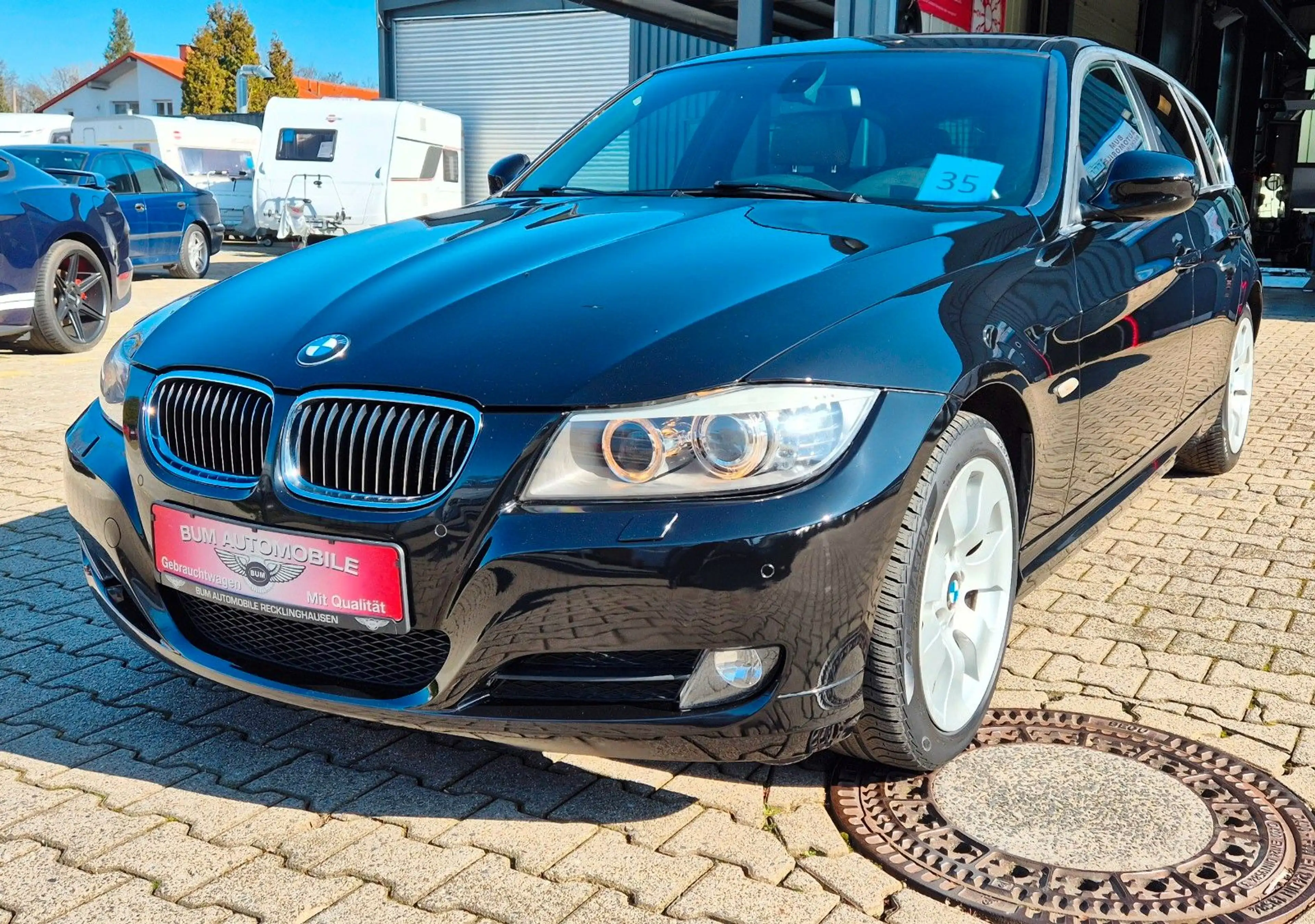 BMW 325 i xDrive Touring 6 ZYLINDER 218 PS
