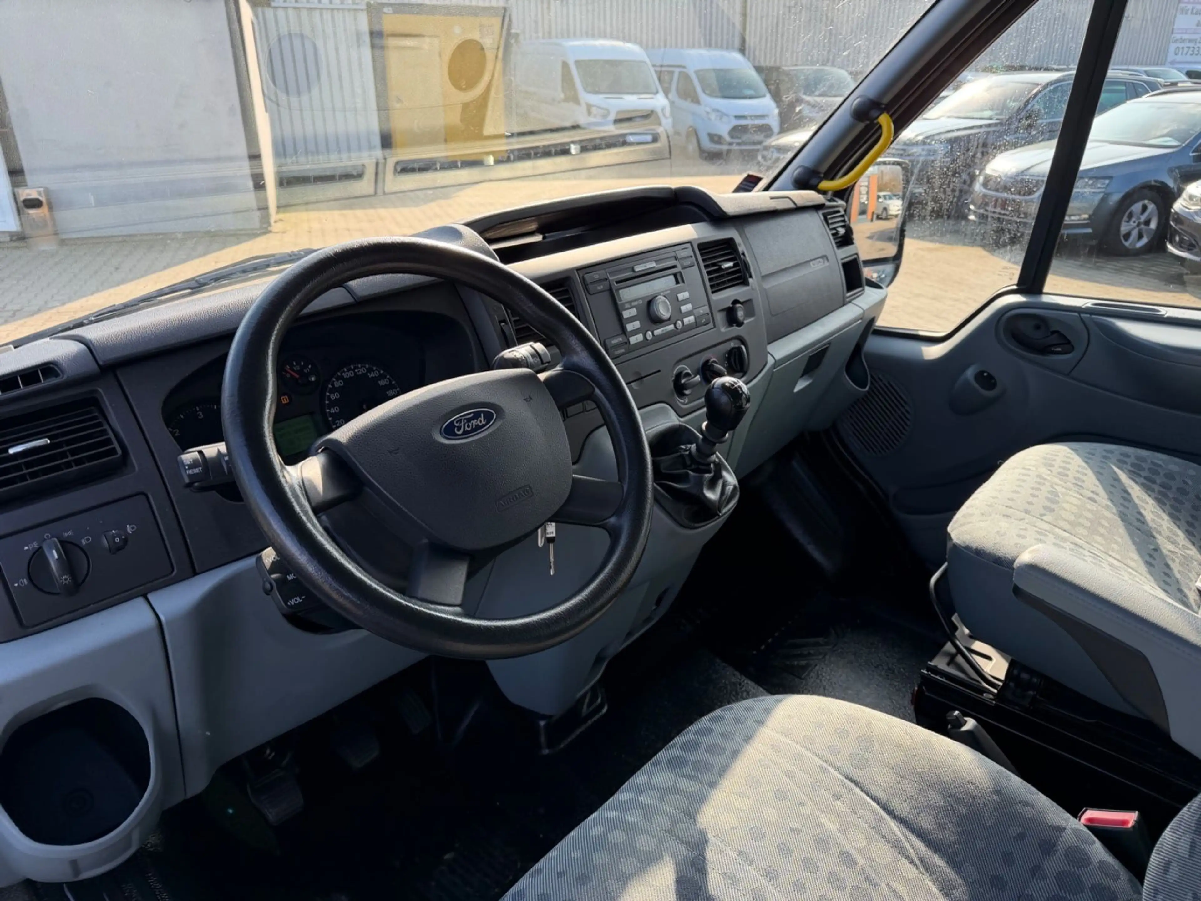 Ford Transit Kombi FT 280 K/2,2/EURO5/ — photo 10