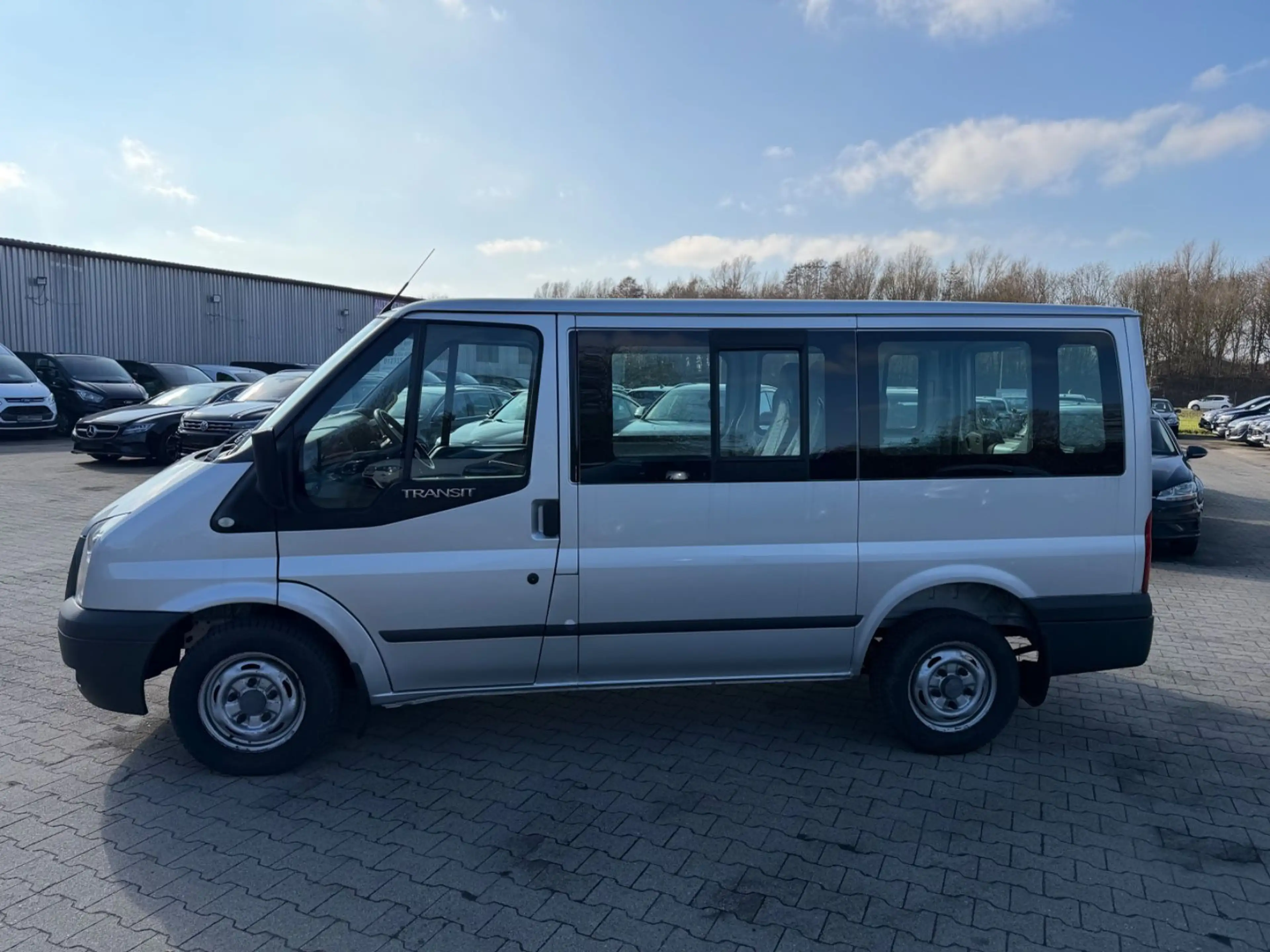 Ford Transit Kombi FT 280 K/2,2/EURO5/ — photo 8