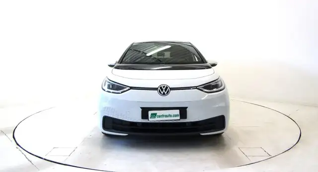 Volkswagen Id.3 view 2