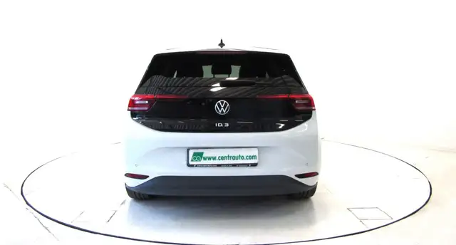 Volkswagen Id.3 view 4