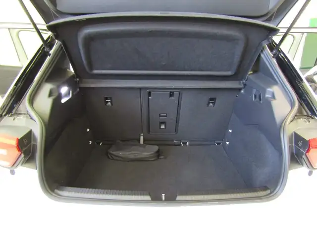 Volkswagen Id.3 view 14