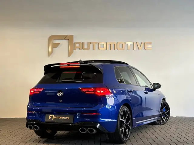 Volkswagen Golf view 3