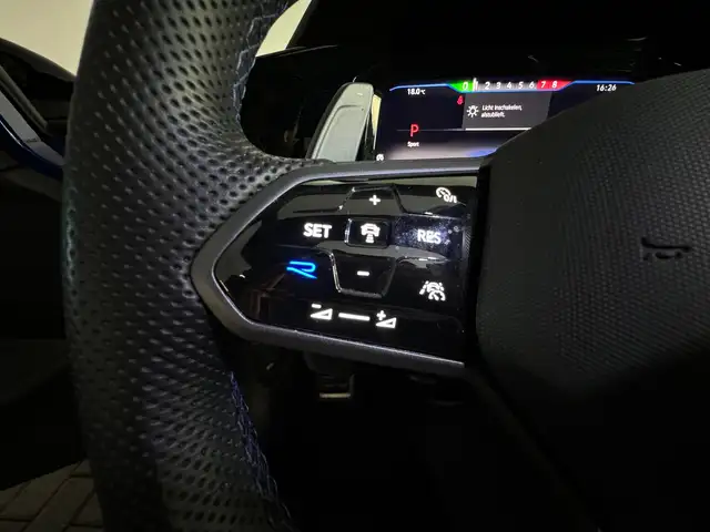 Volkswagen Golf view 15