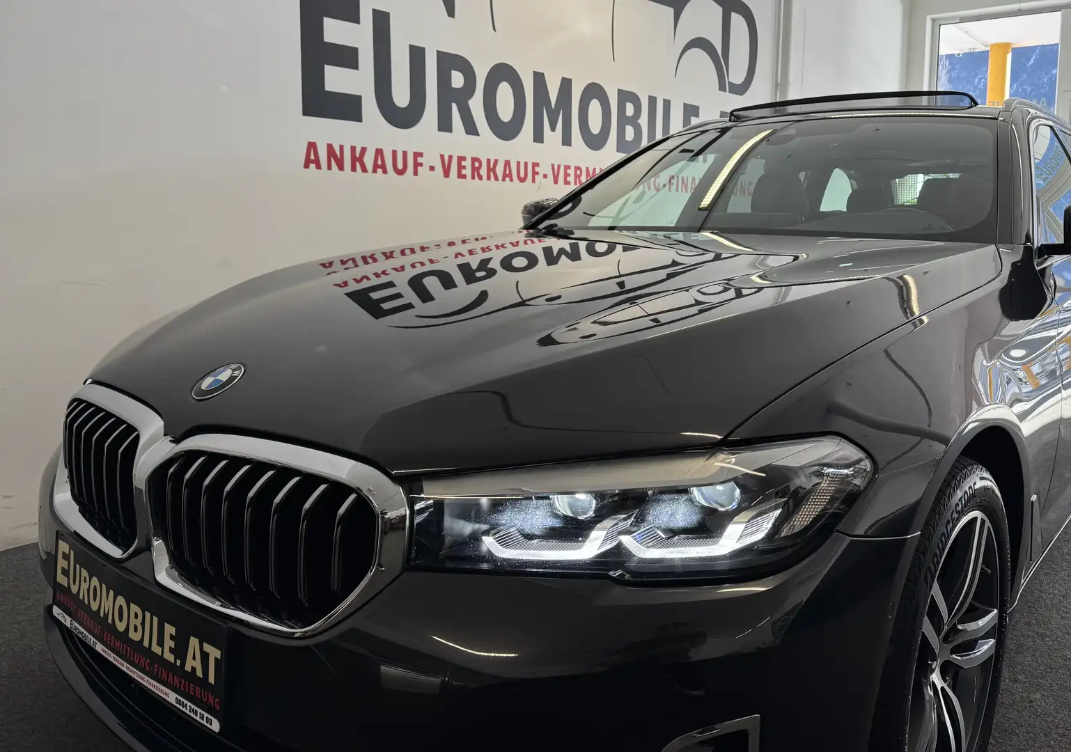 BMW 520 d Luxury Line *PANO*RKF*LED*H&K*VOLL-LEDER*STDHZG* Grau - 2