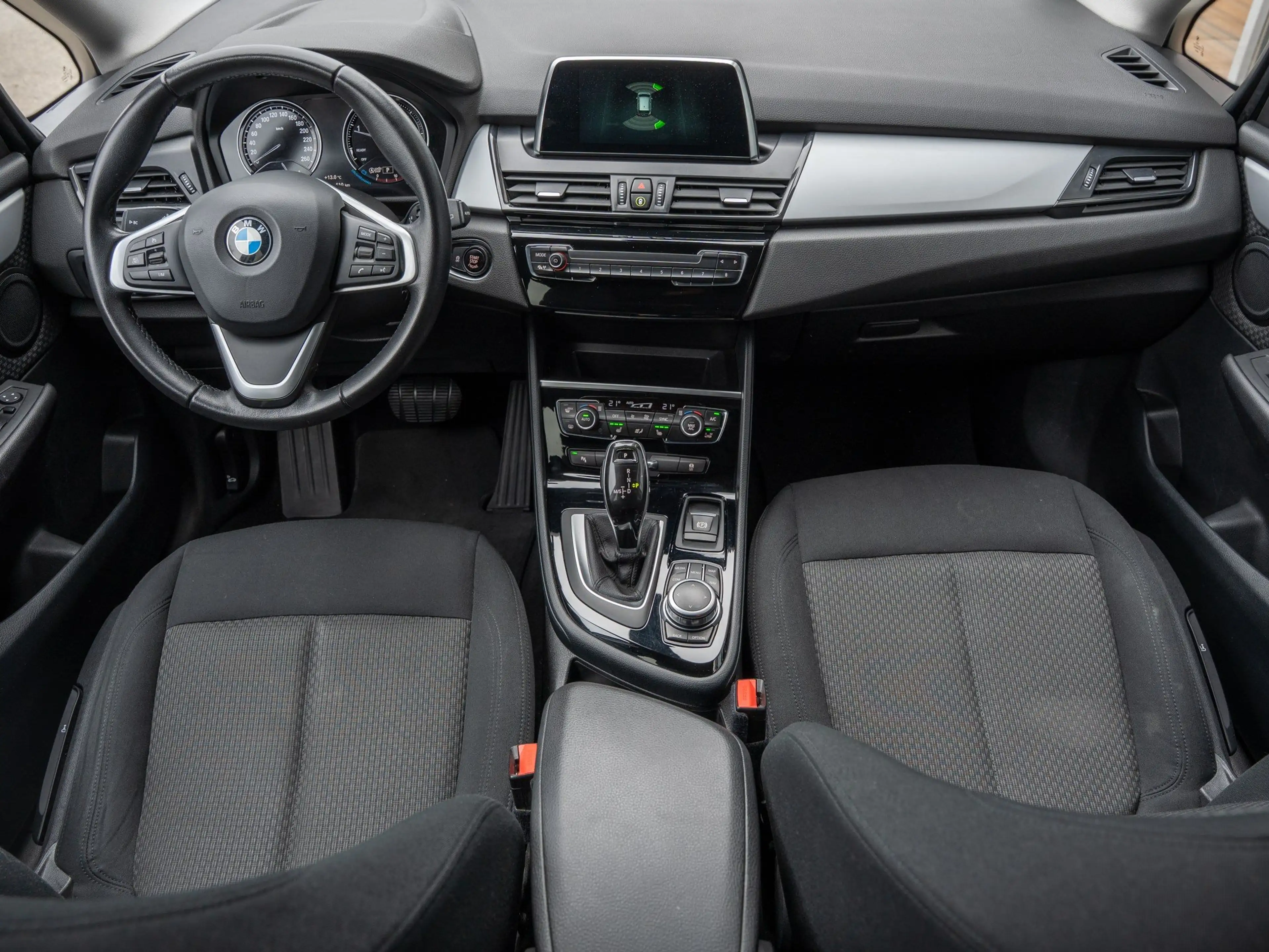 BMW 218 d Gran Tourer 7-Sitz LED 2-ZKlima SitzHZ — photo 11