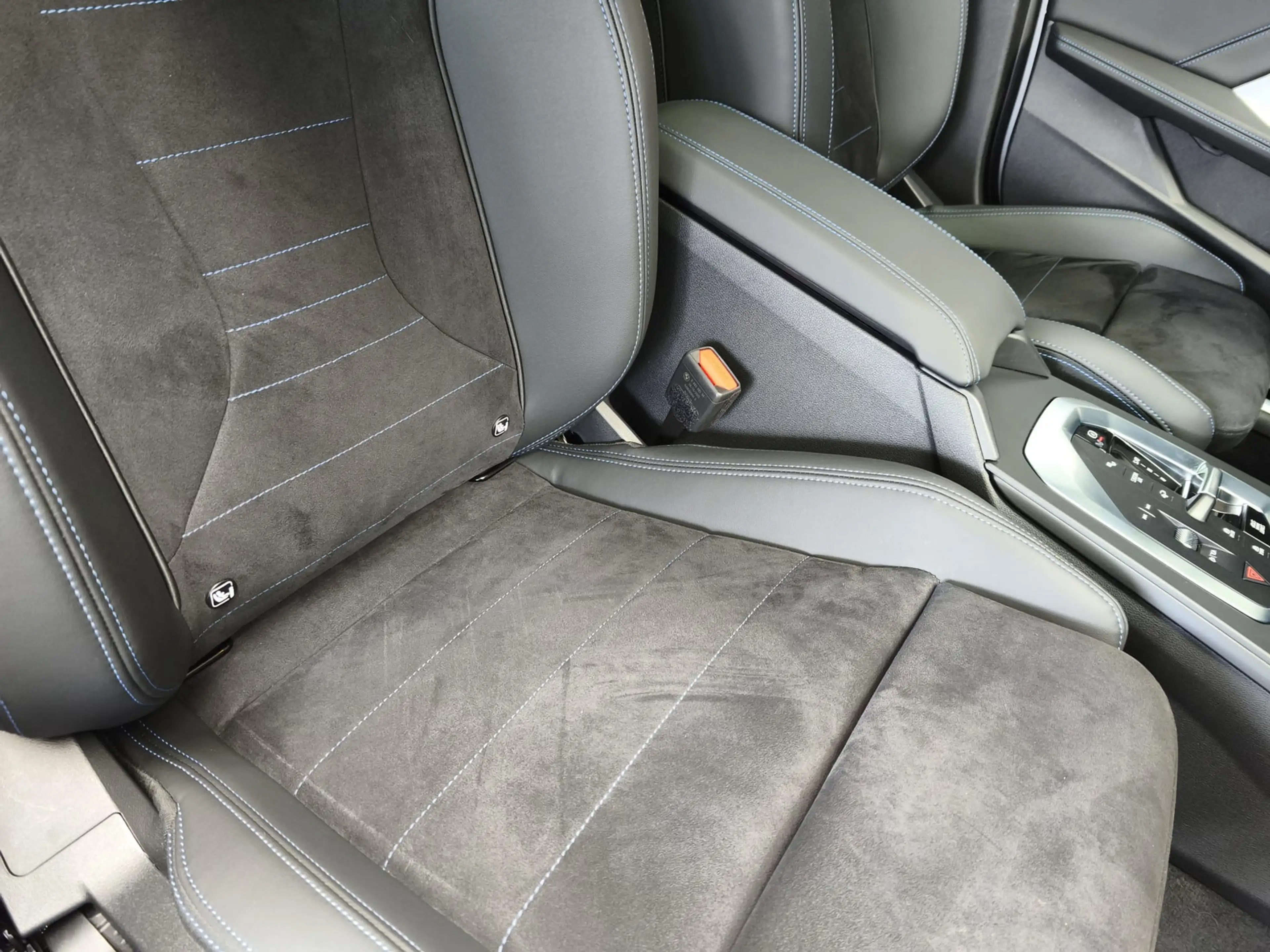 BMW 120 i M Sport PANO/Dr.As+/19"/ACC — photo 15