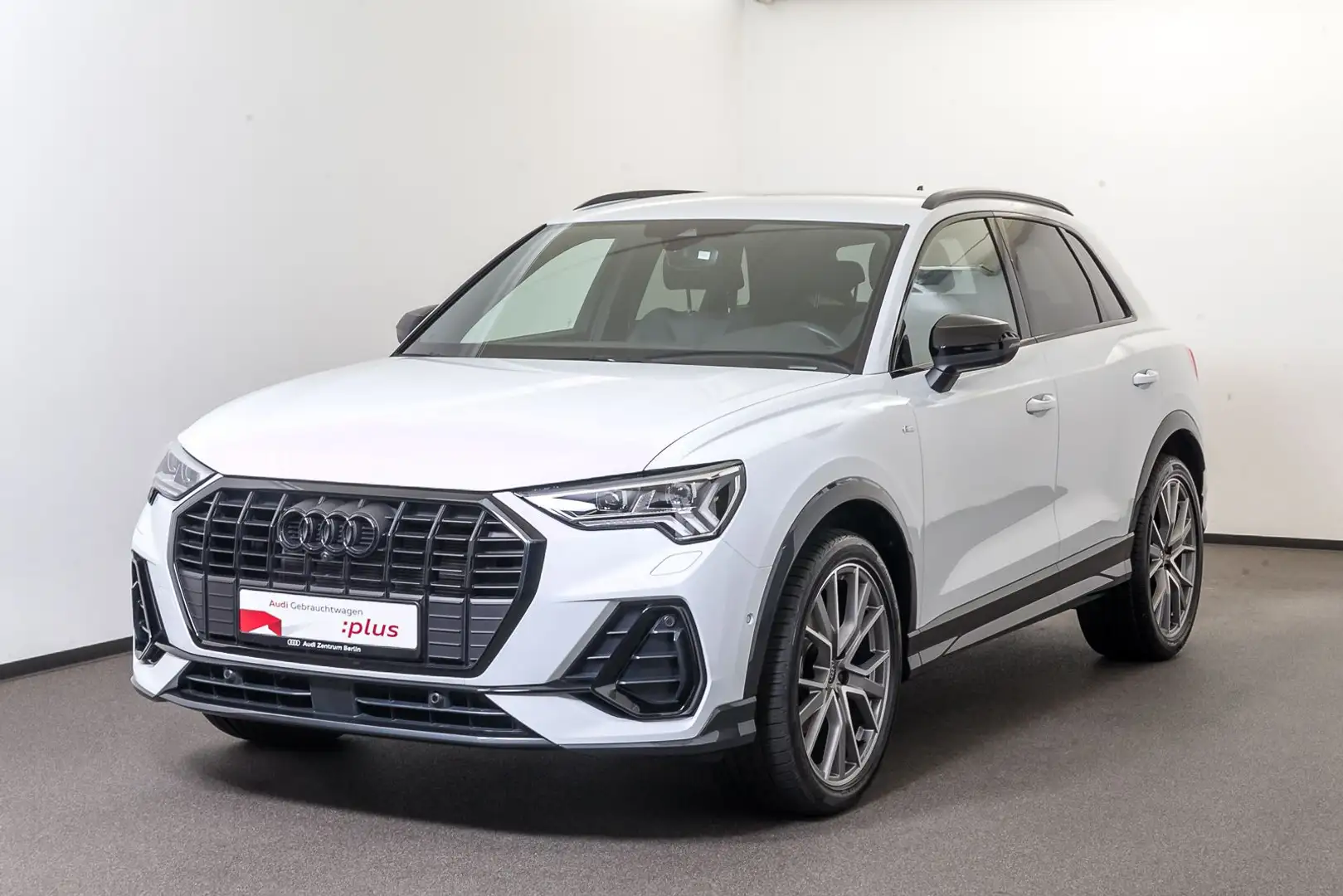 Audi Q3 S line 35 TFSI S tr. 360°K PDC MATRIX NAVI Weiß - 2