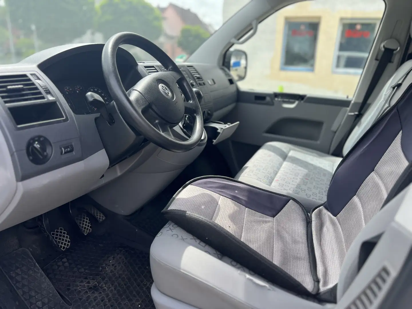 Volkswagen T5 Kombi Caravelle, TÜV NEU, AHK Wit - 2