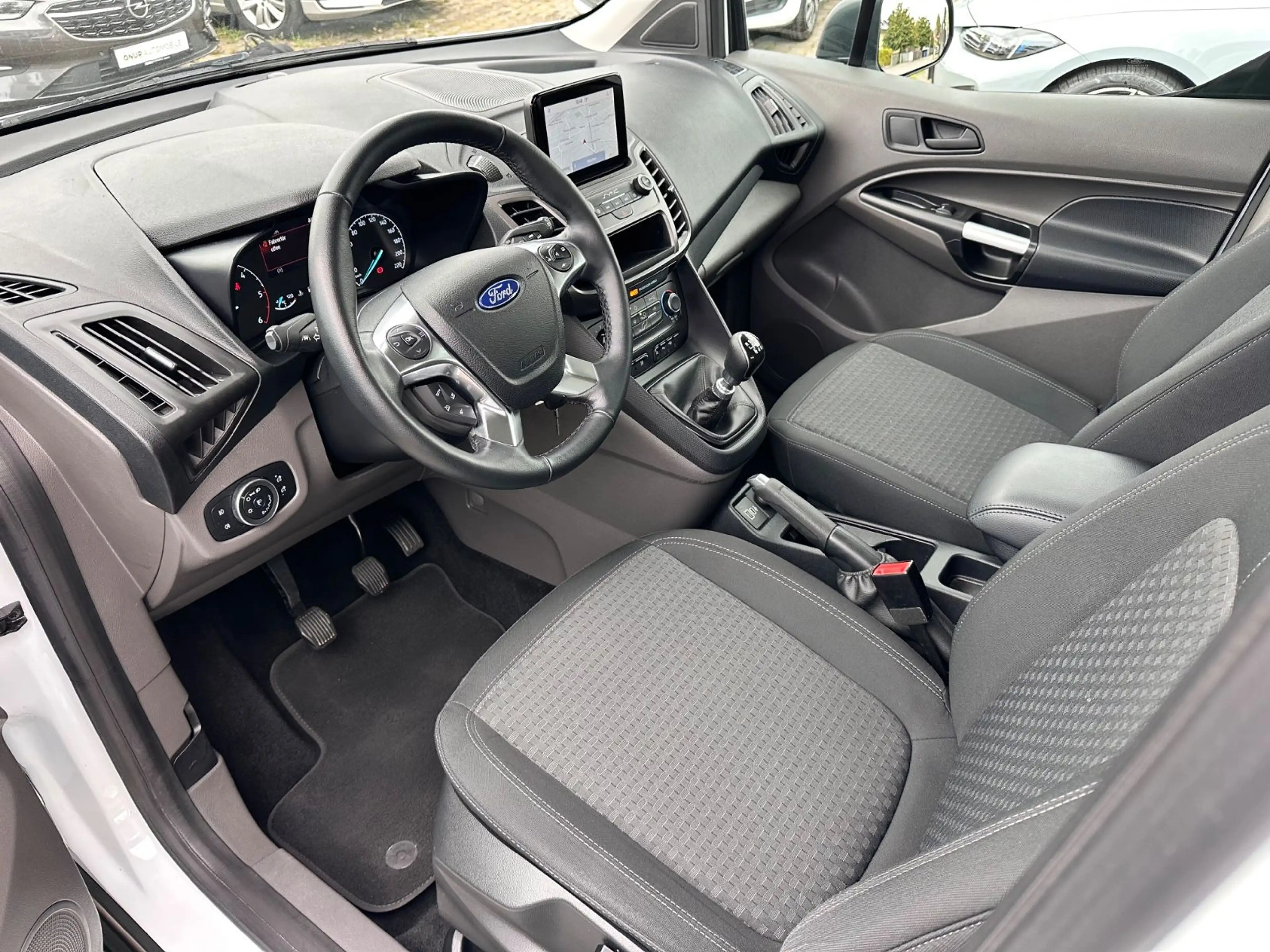 Ford Transit Connect Kombi Navi PDC Kamera 5-Sitzer — photo 7