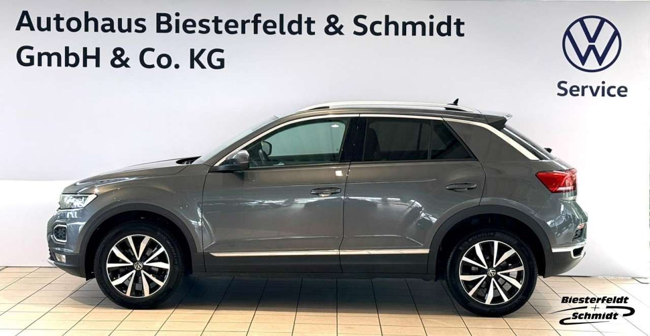 Volkswagen T-Roc 2021 — Style 1.5 TSI DSG RFK APP SHZ ACC LED Klima Navi