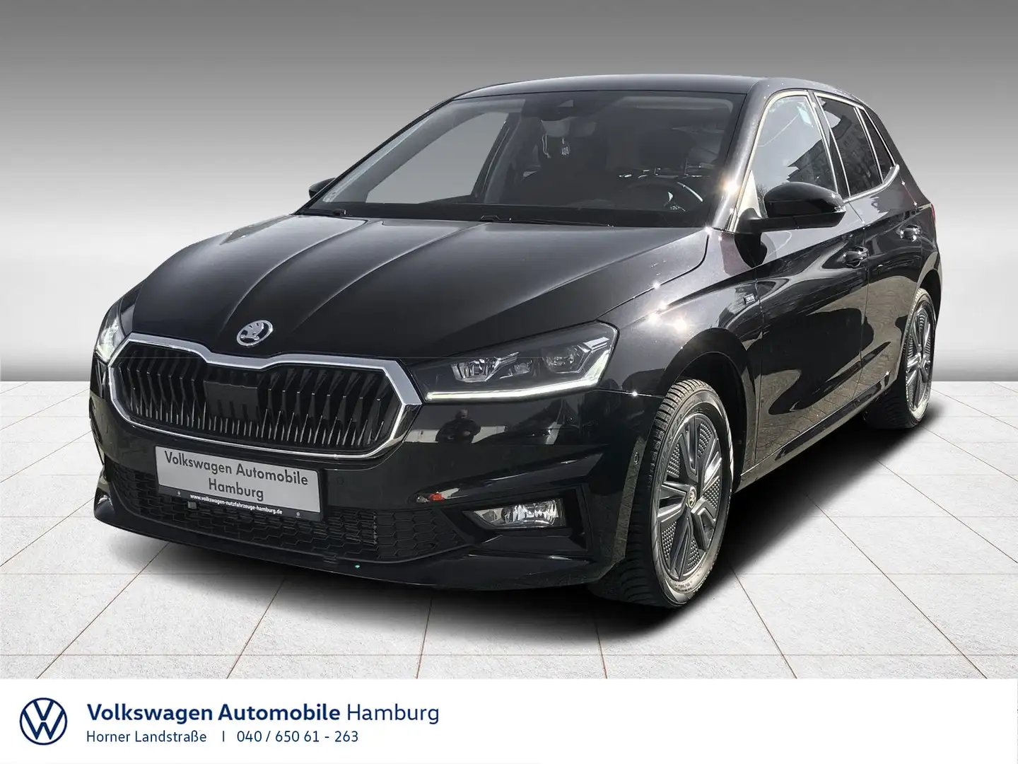 Skoda Fabia Selection 1.0 TSI CarPlay Einparkhilfe Shz Schwarz - 1