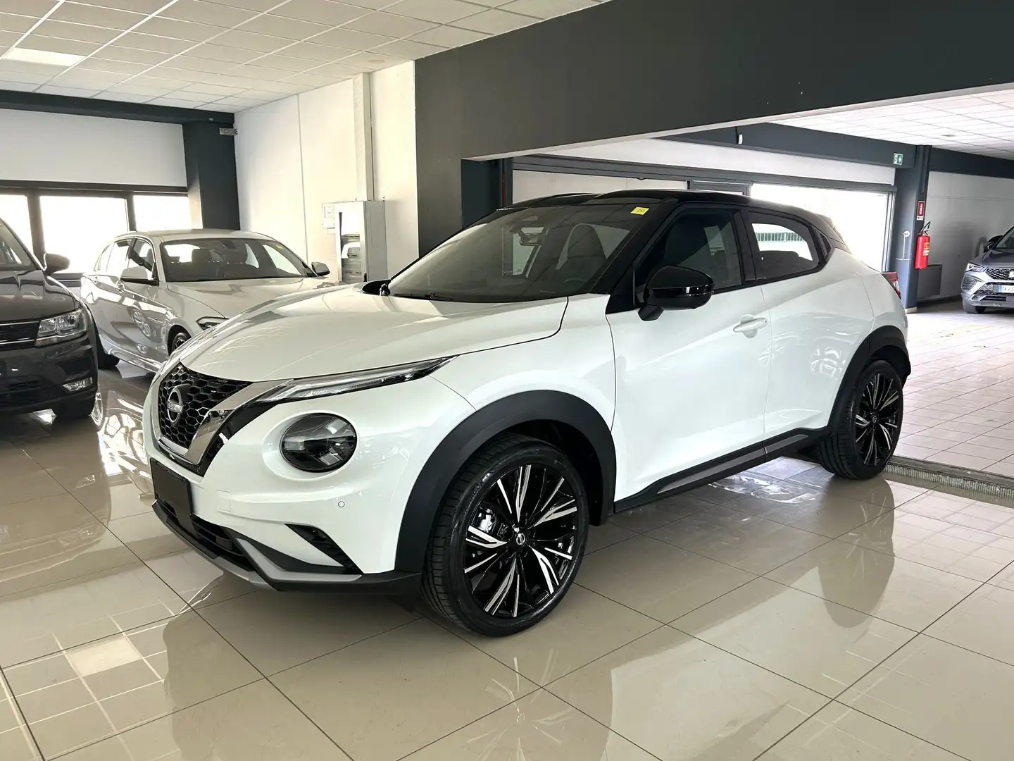 Nissan Juke Juke 1.0 DIG-T 114 CV N-Design Propilot Pack Weiß - 1