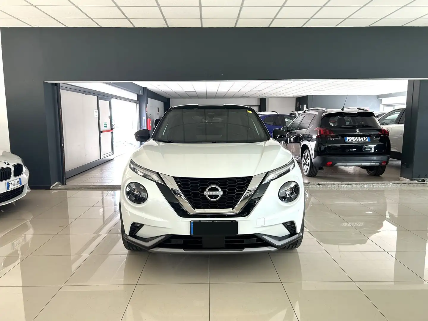 Nissan Juke Juke 1.0 DIG-T 114 CV N-Design Propilot Pack Weiß - 2