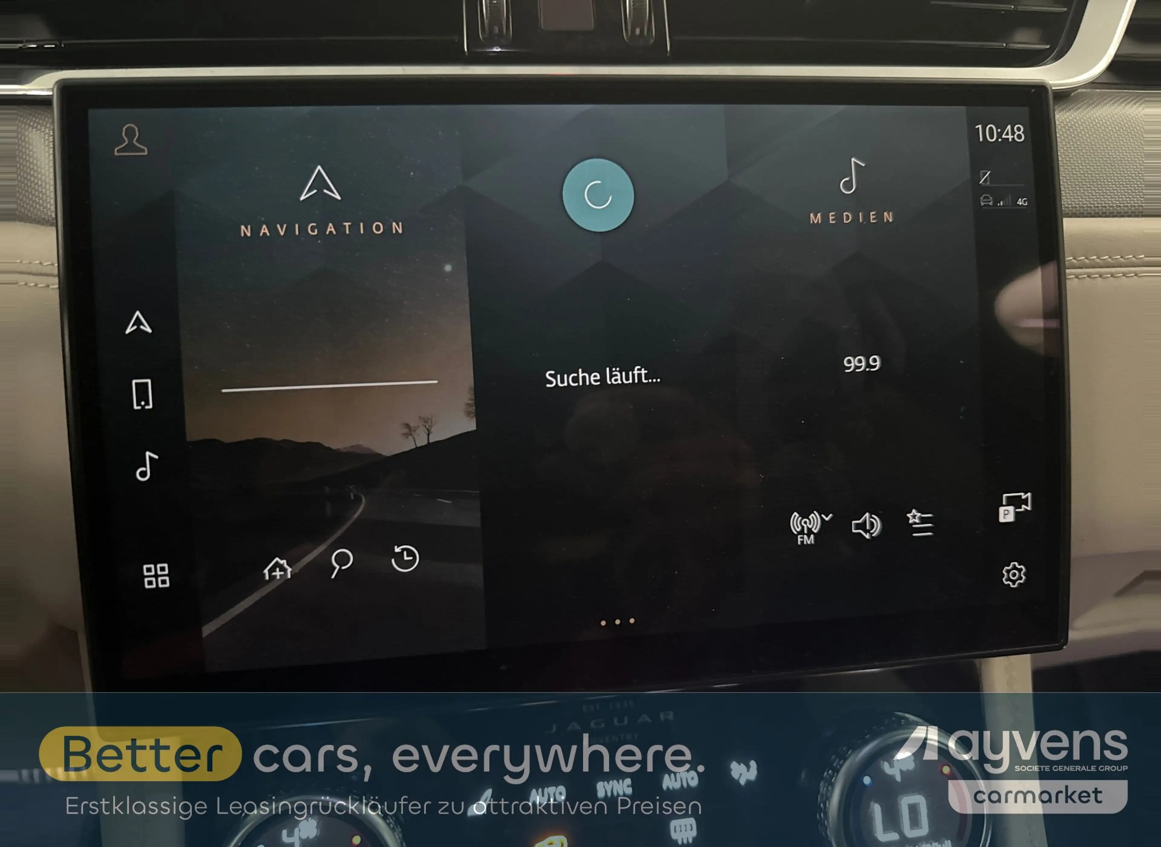Jaguar F-Pace P550 AWD — photo 11