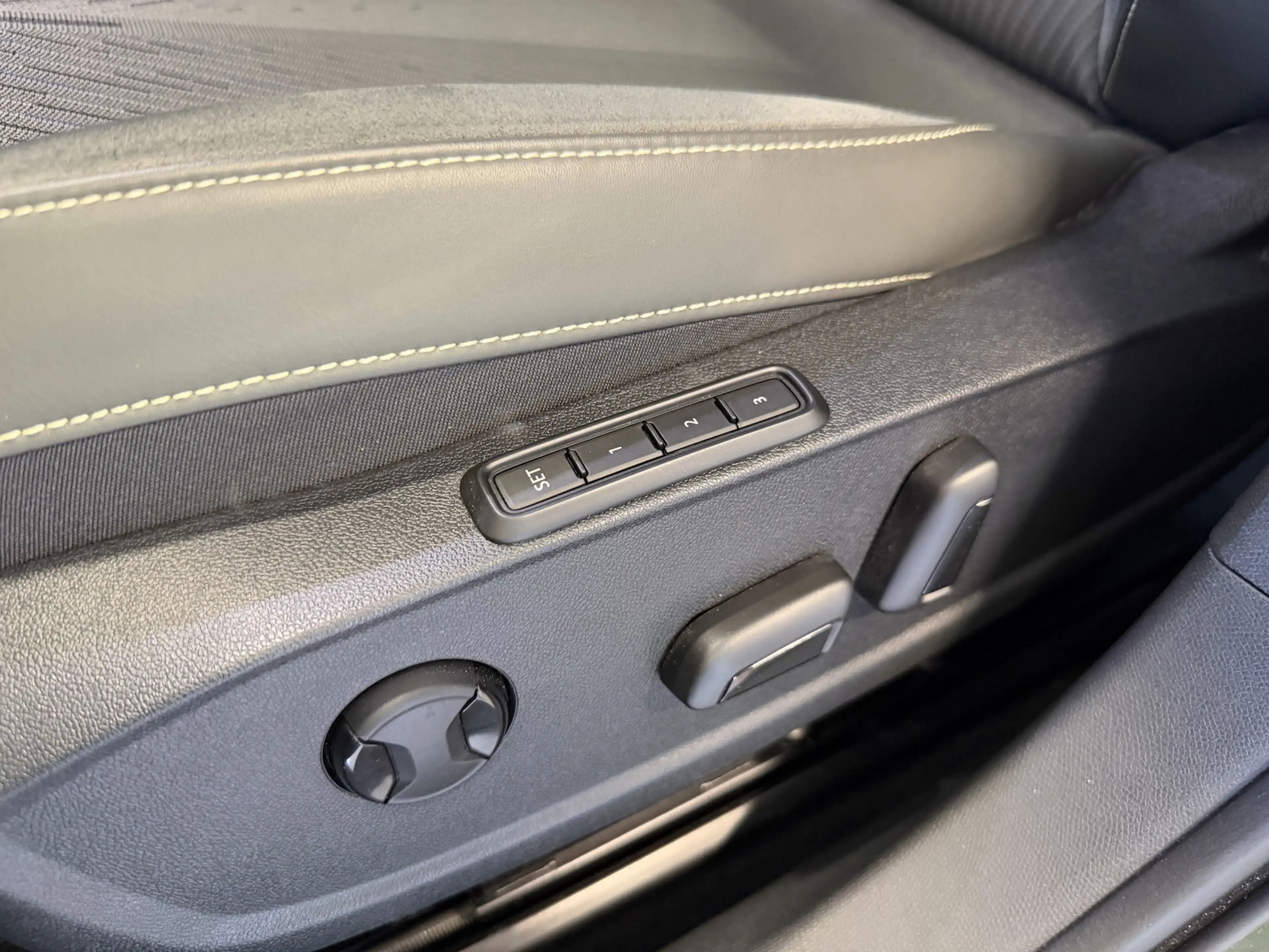 CUPRA Formentor 1.5eTSI DSG Tribe Edition Sennheiser Pano AHK — photo 8