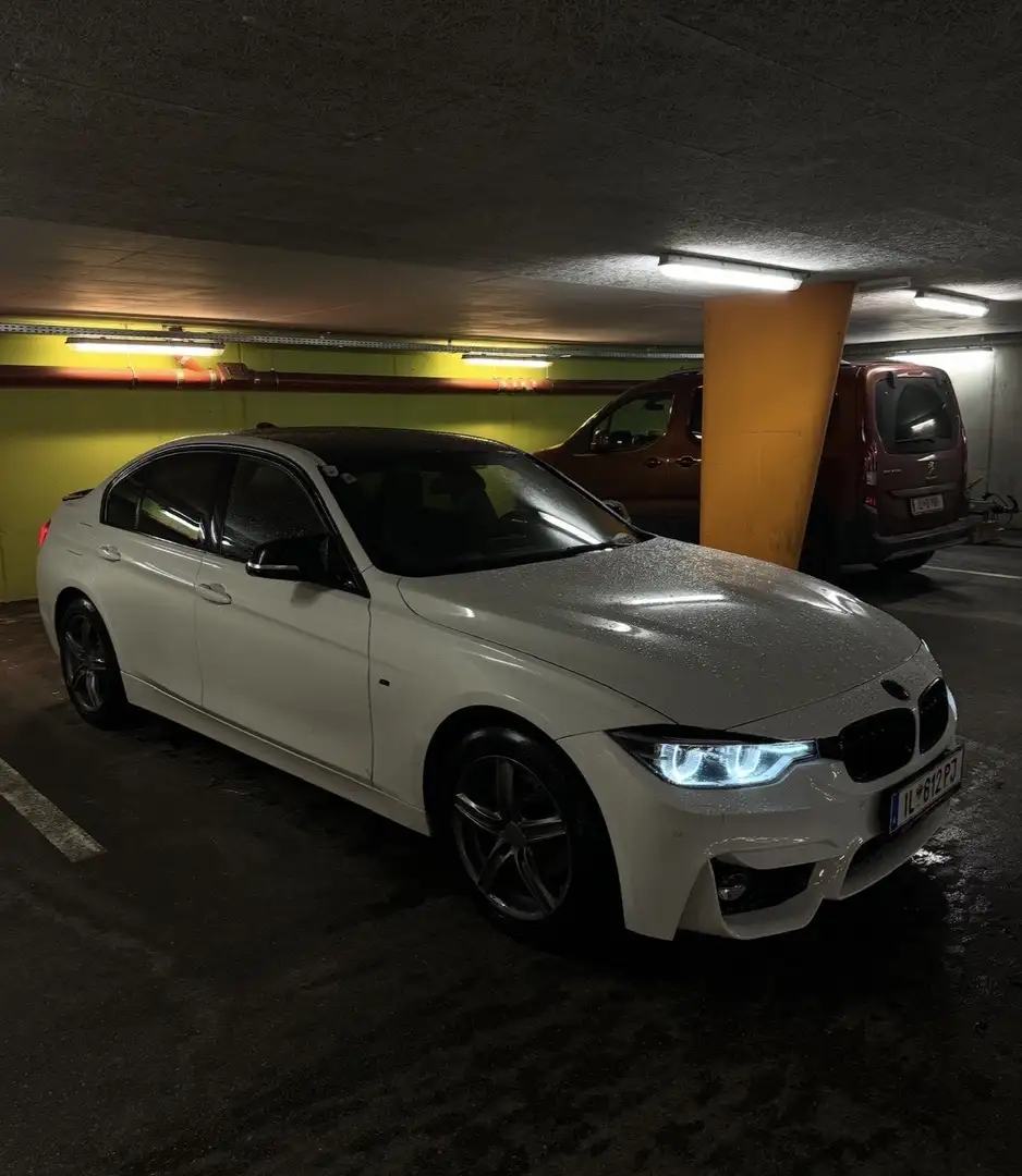BMW 318 318d xDrive Sport Line - 1