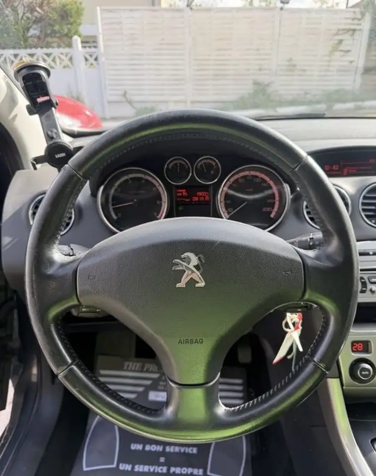 Peugeot 308 308 — photo 8